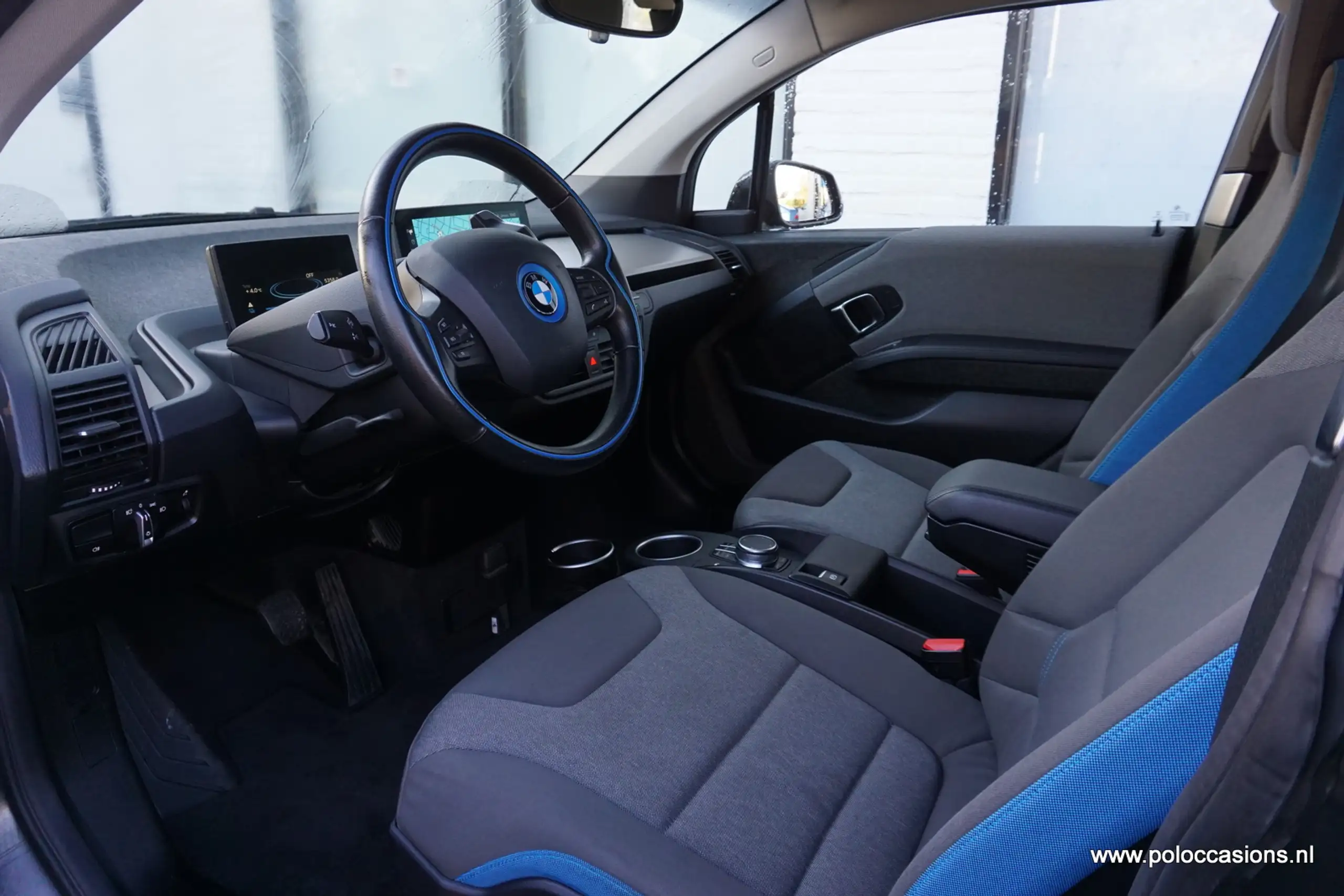 BMW - i3