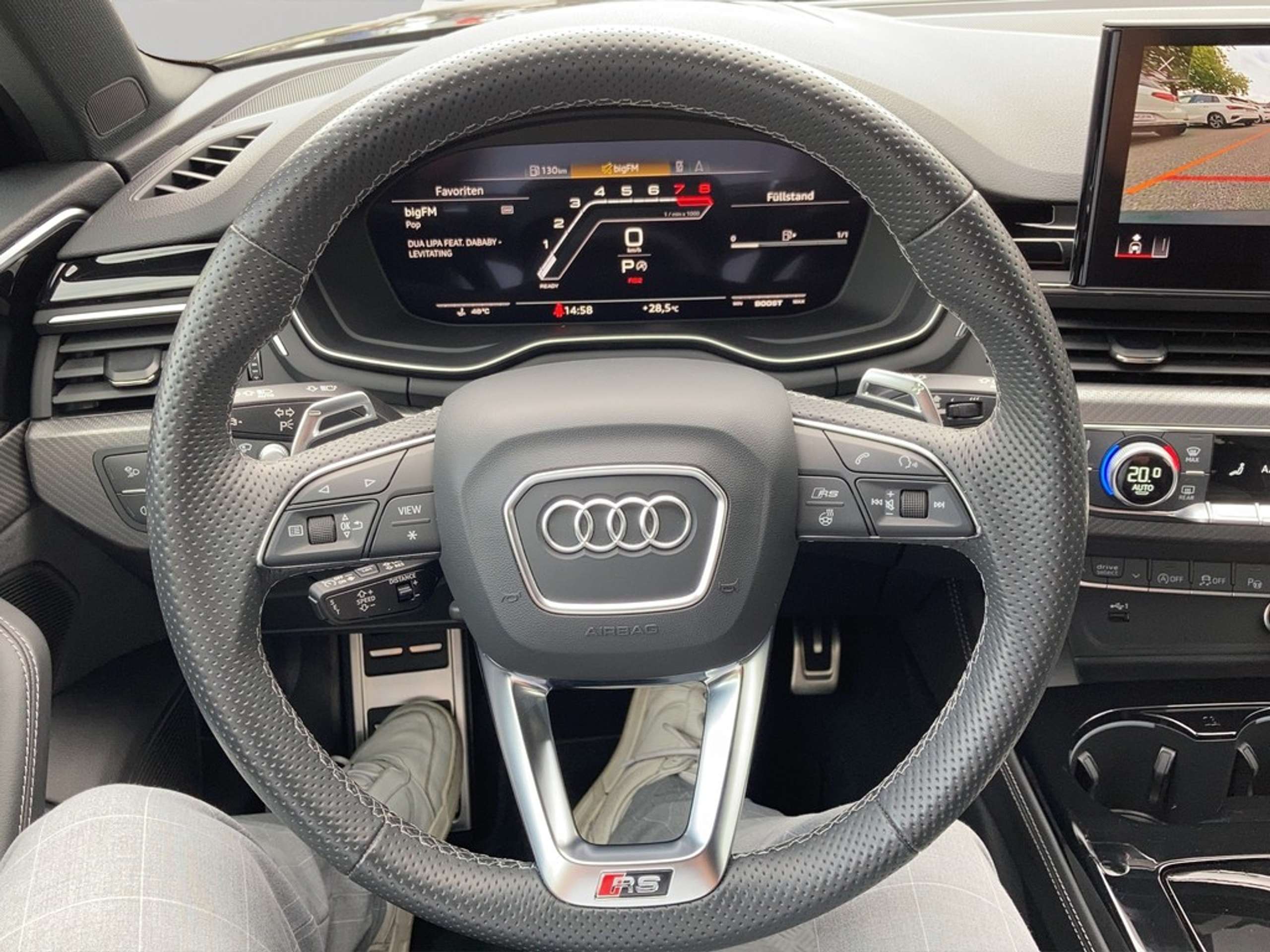 Audi - RS4