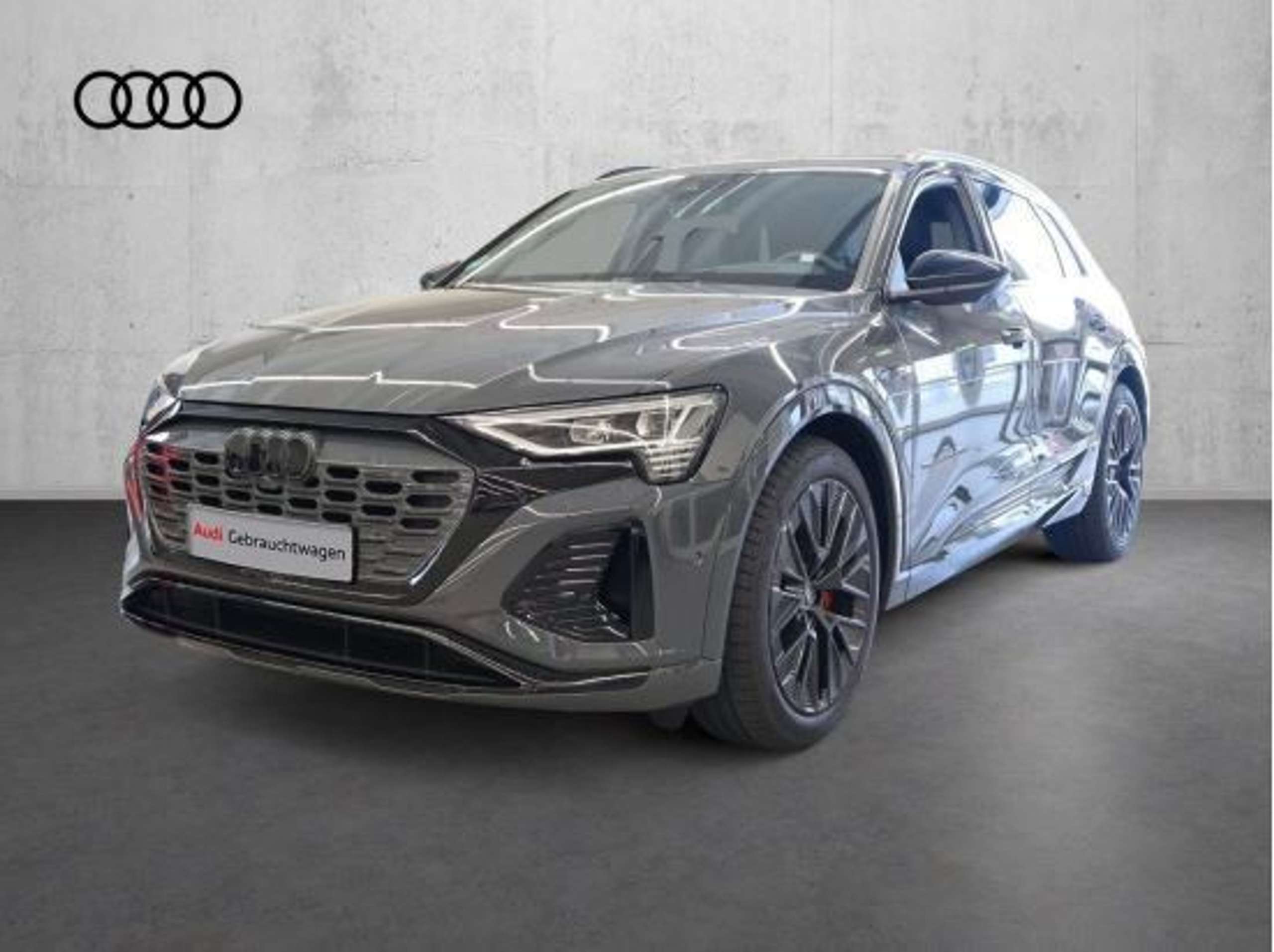 Audi Q8 2023