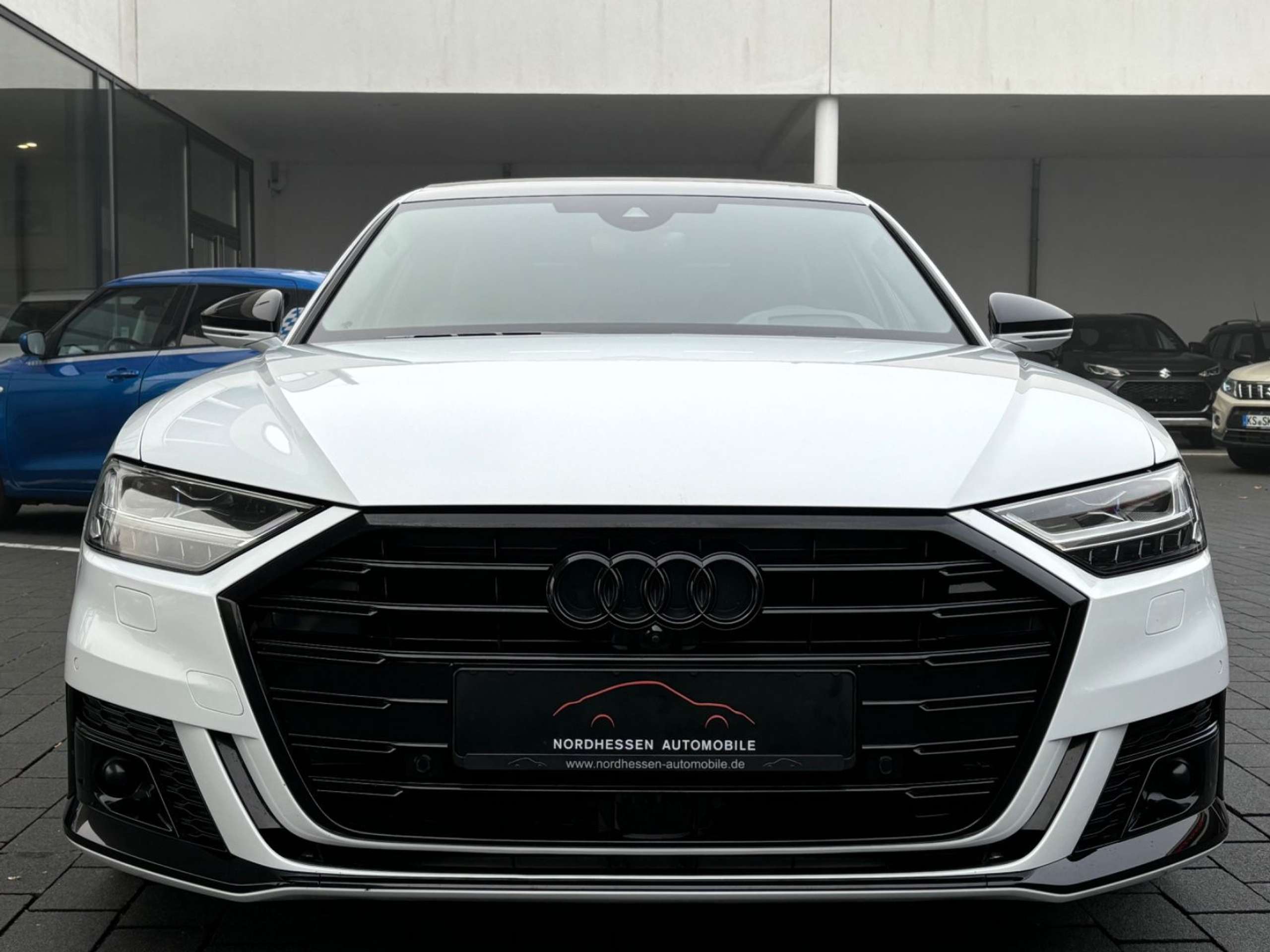 Audi - A8