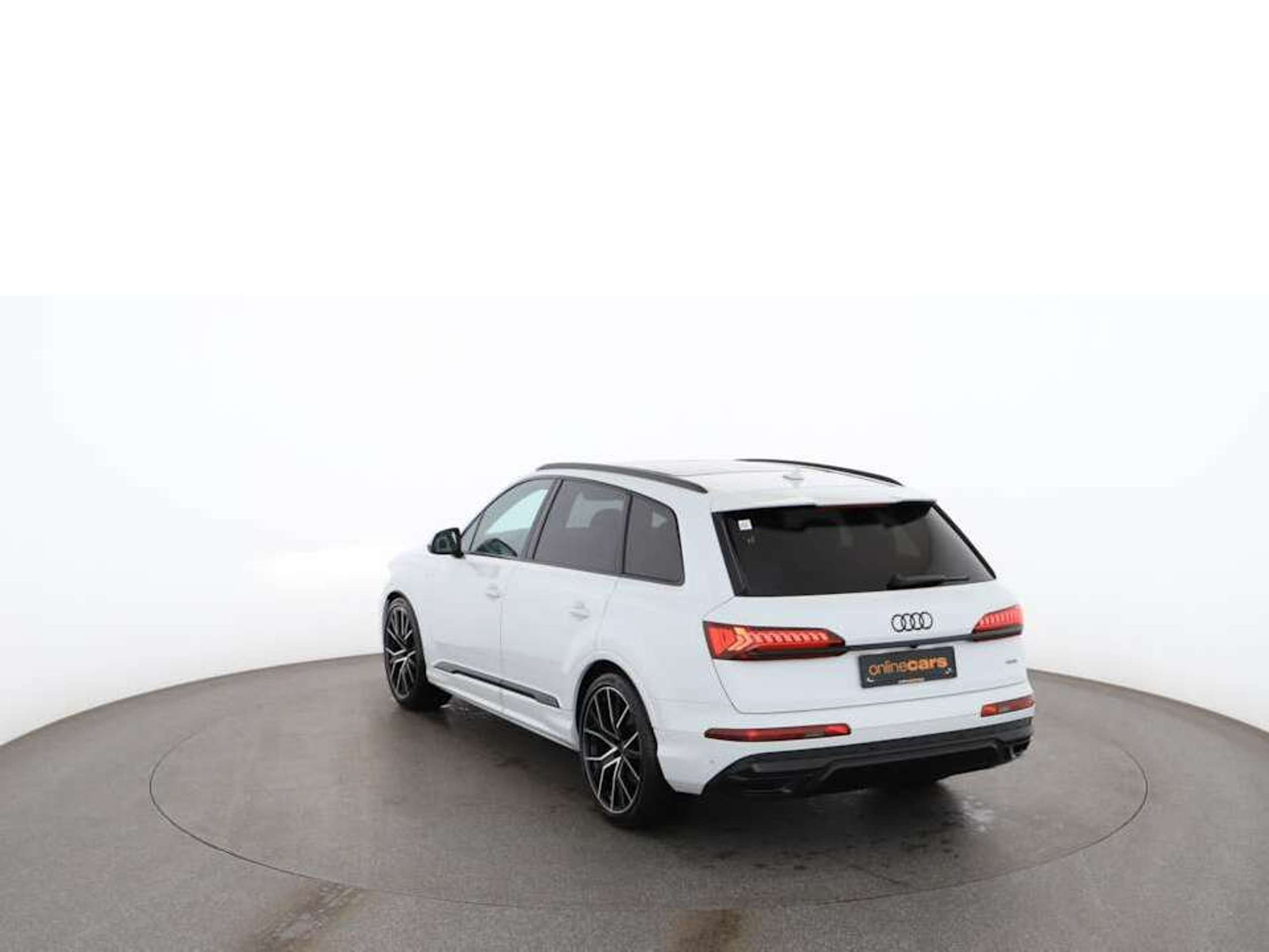 Audi - Q7