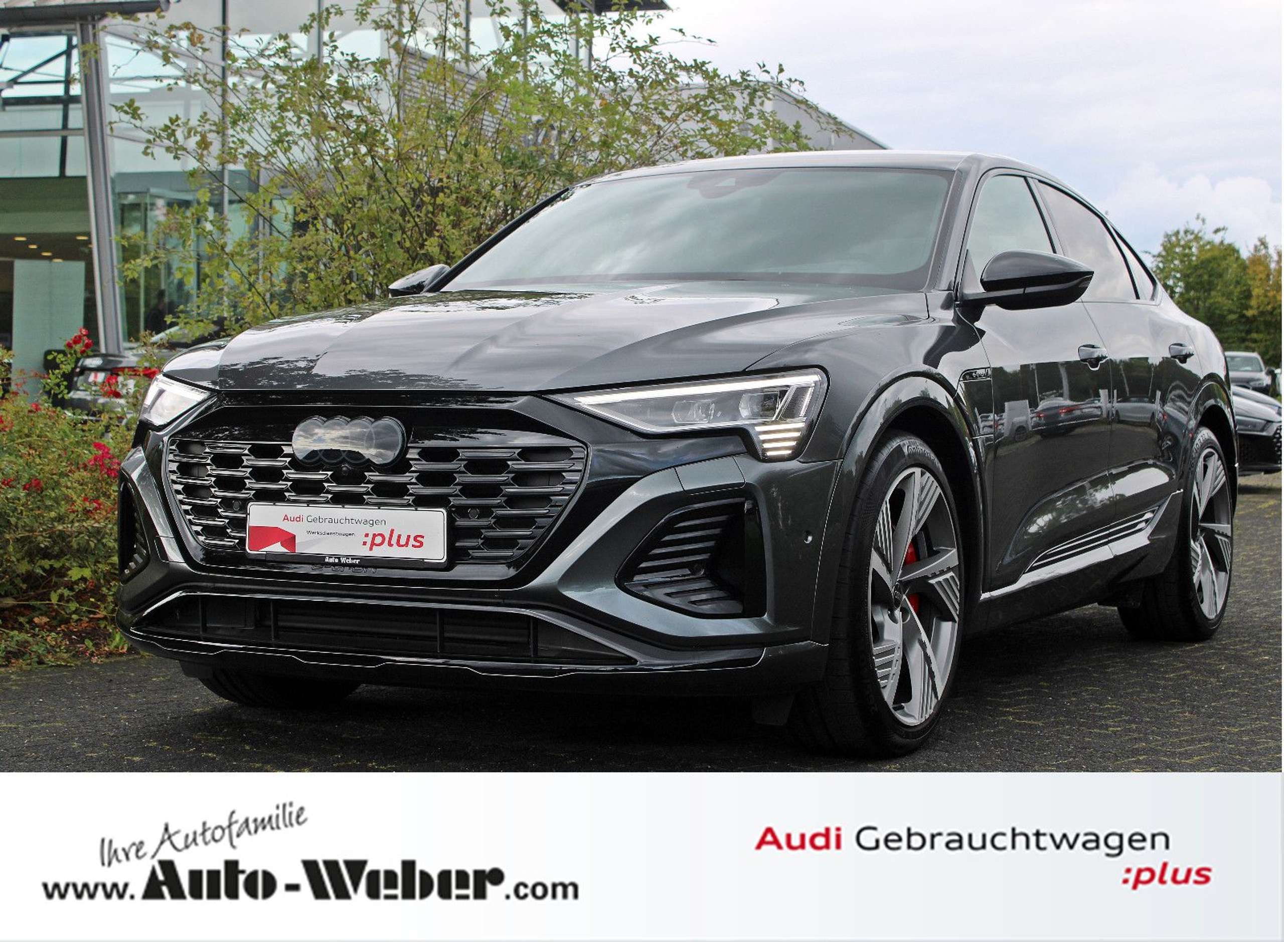 Audi - Q8 e-tron