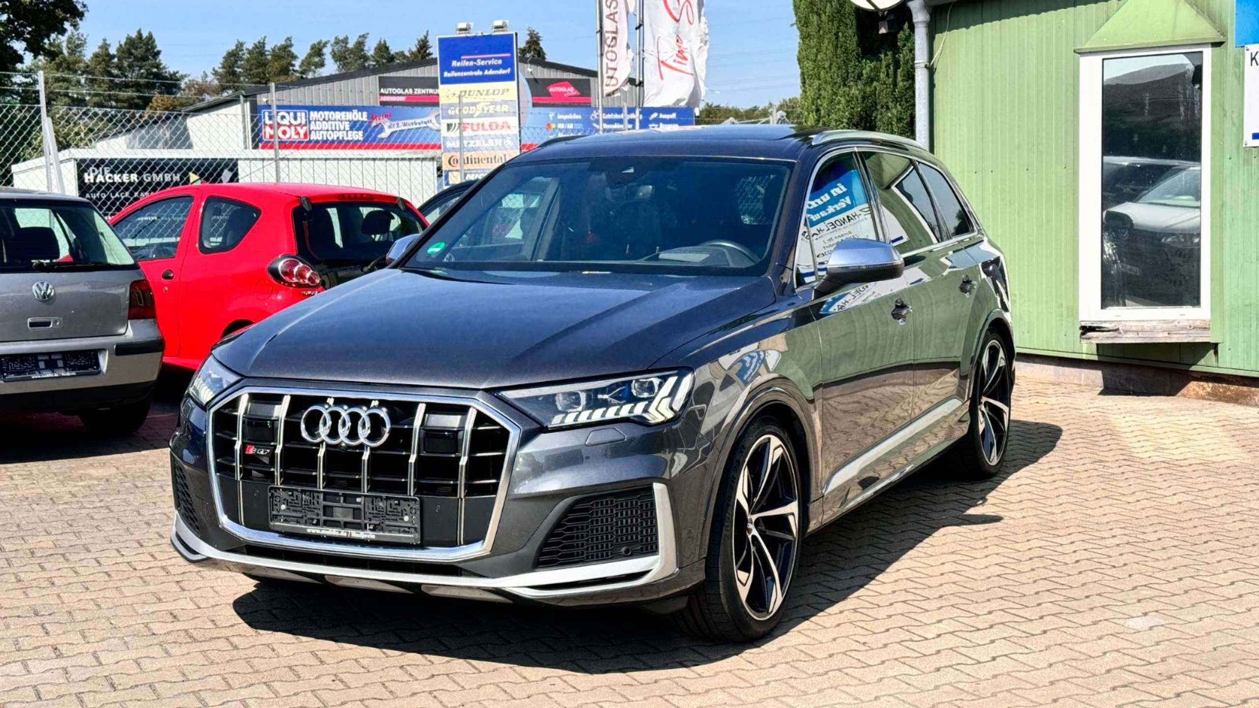 Audi - SQ7