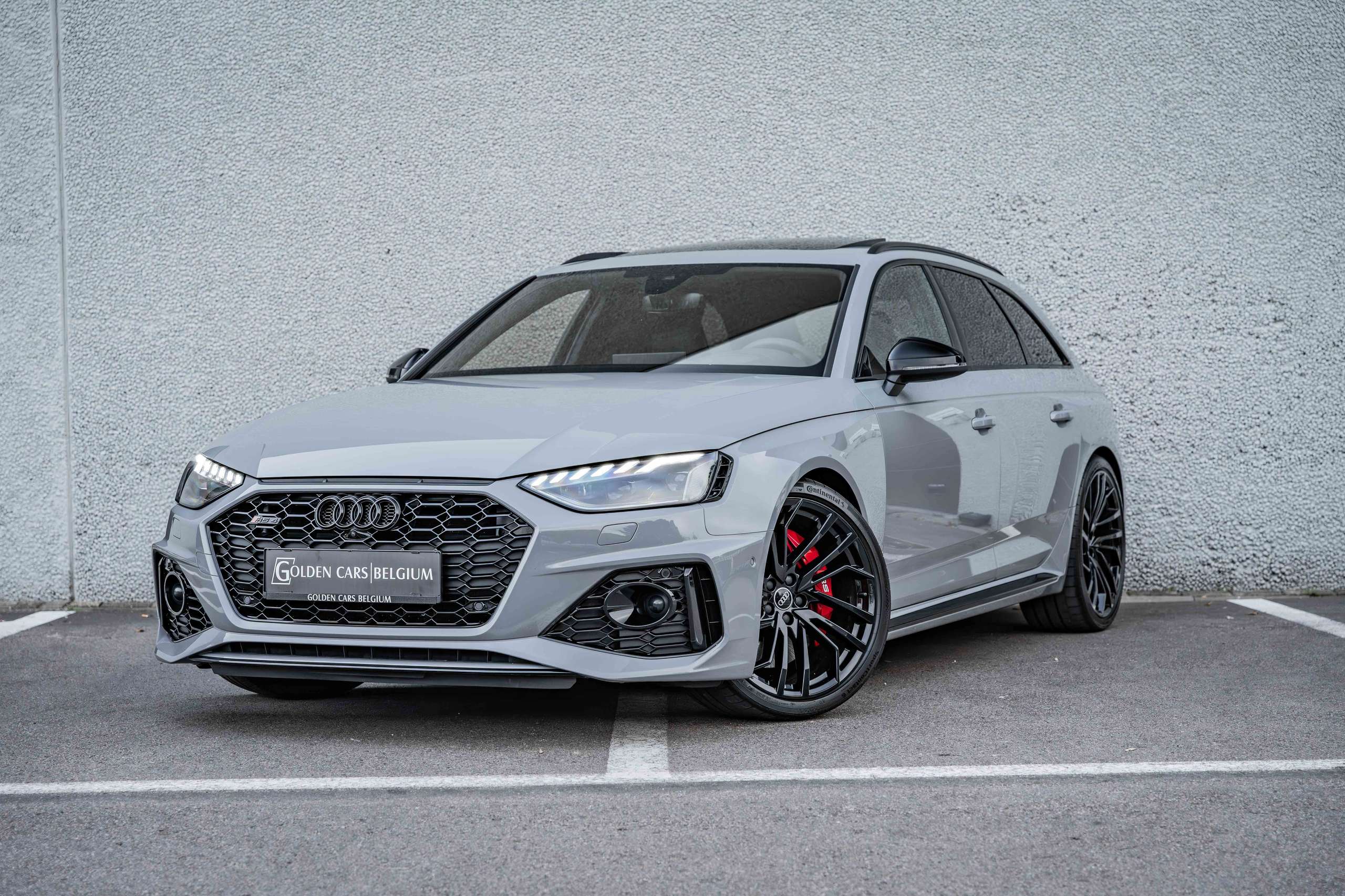 Audi - RS4