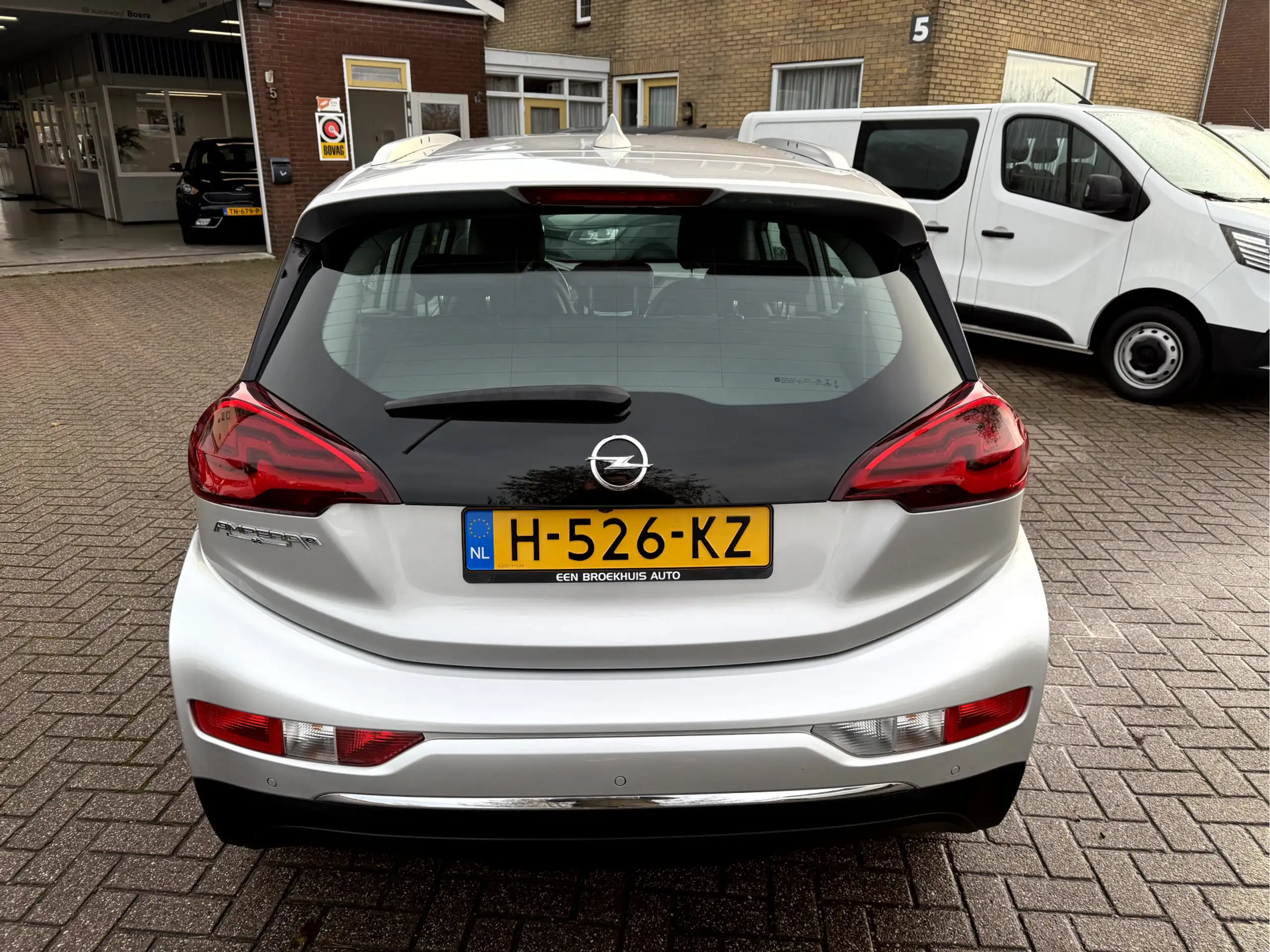 Opel - Ampera-E