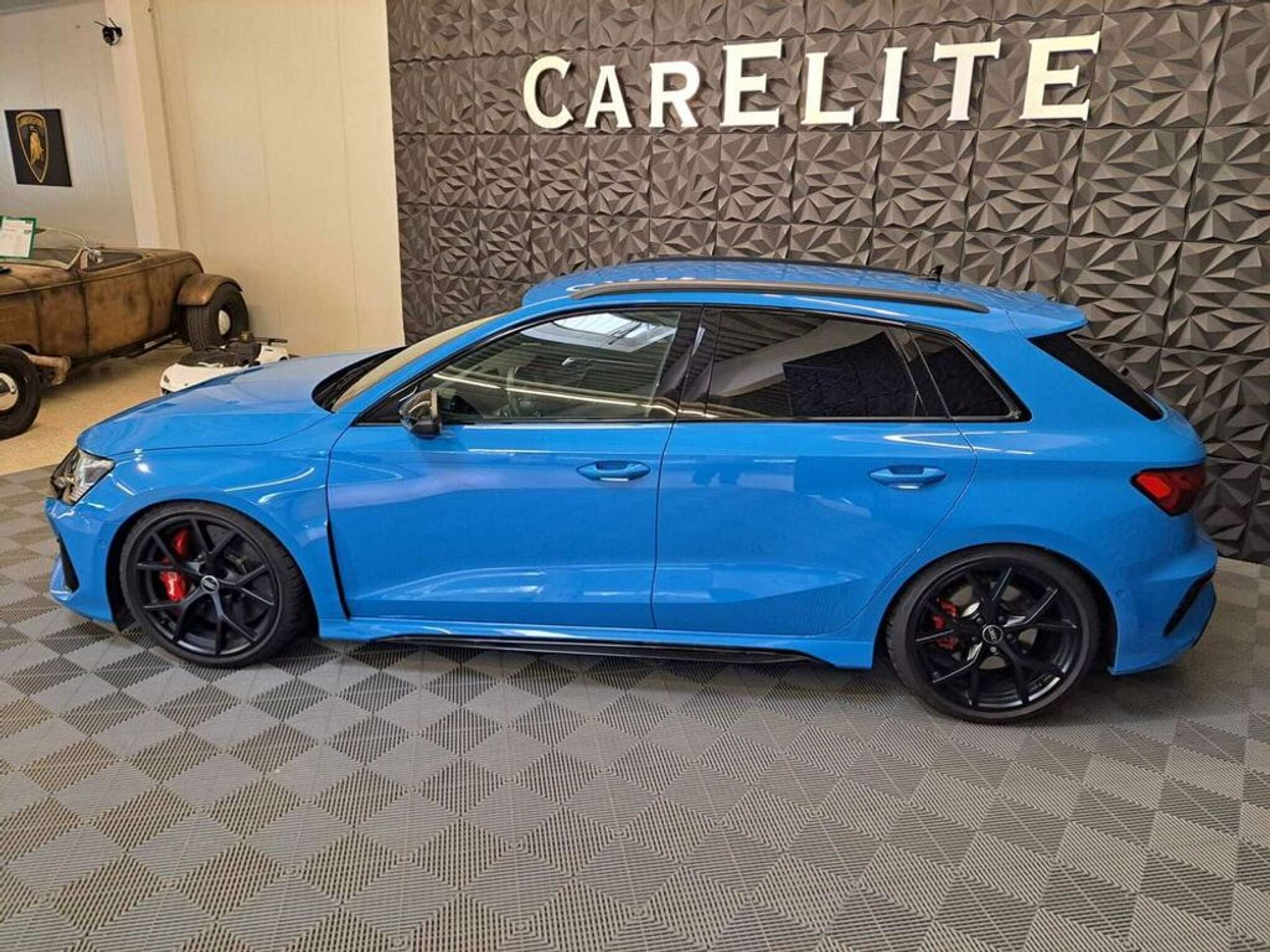 Audi - RS3