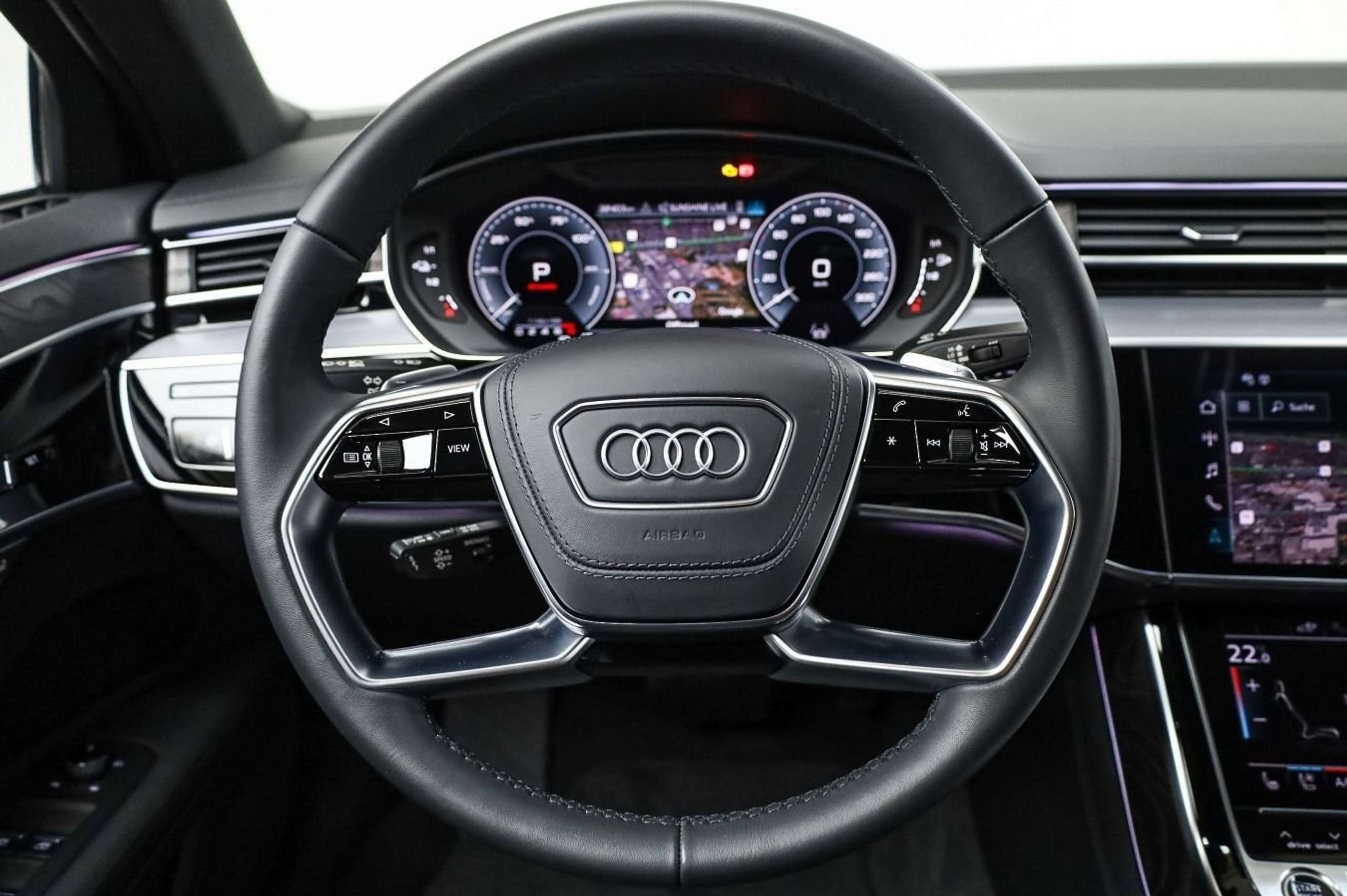 Audi - A8