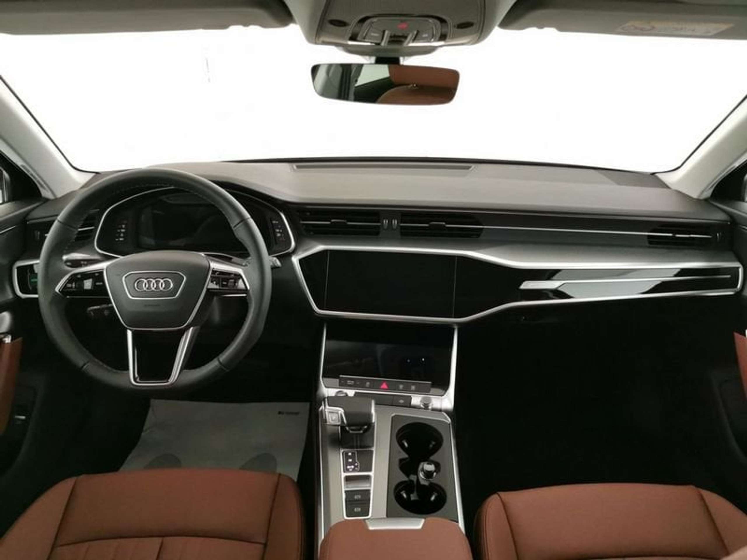 Audi - A6