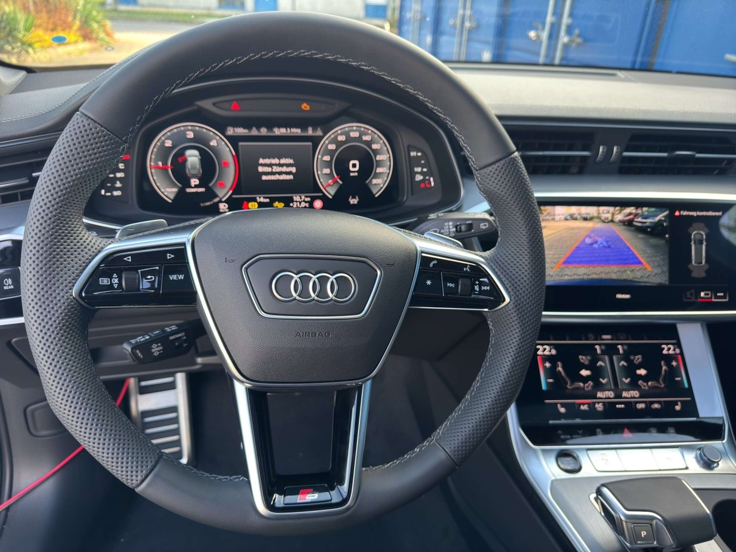 Audi - A6