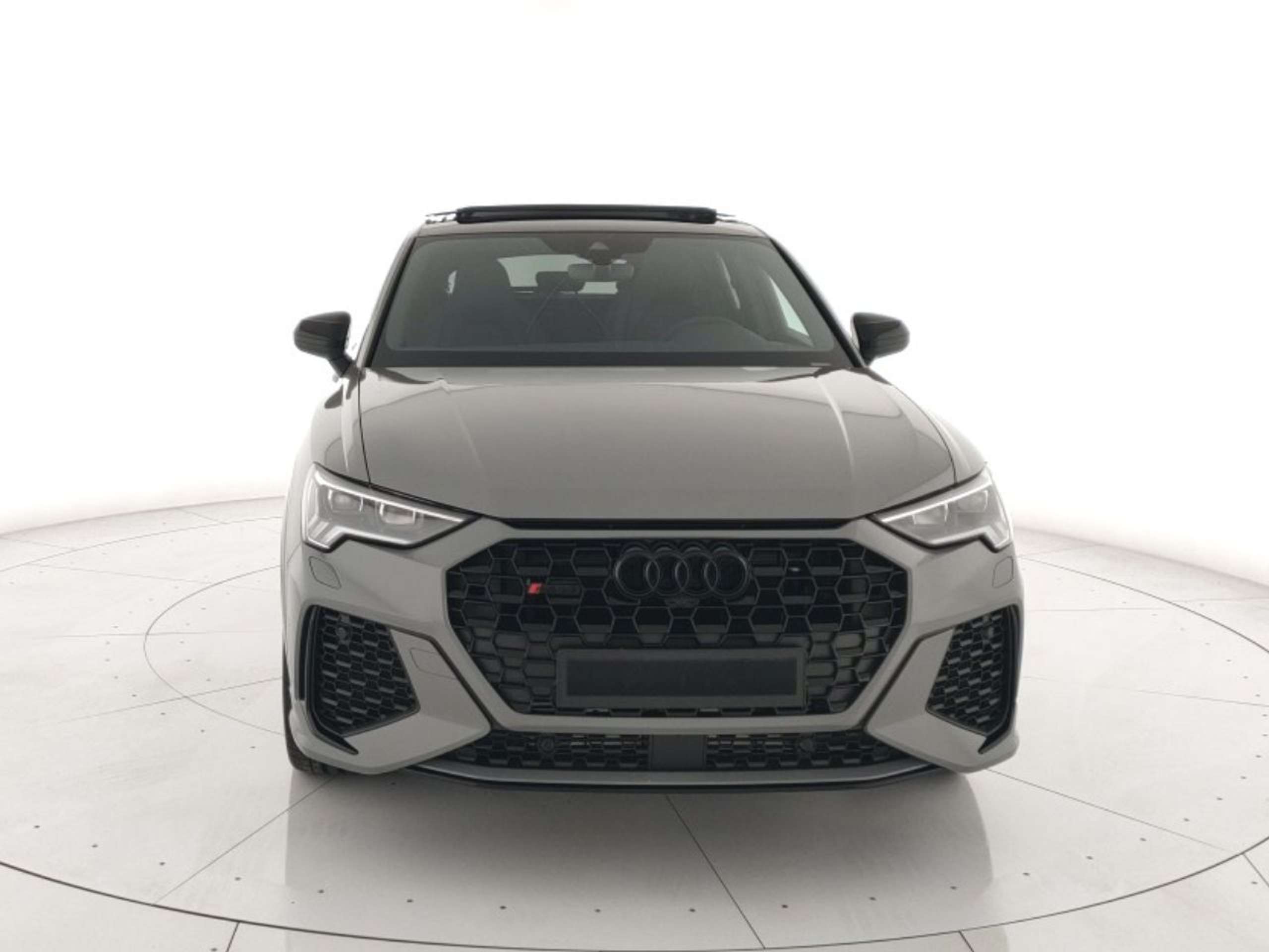 Audi - RS Q3