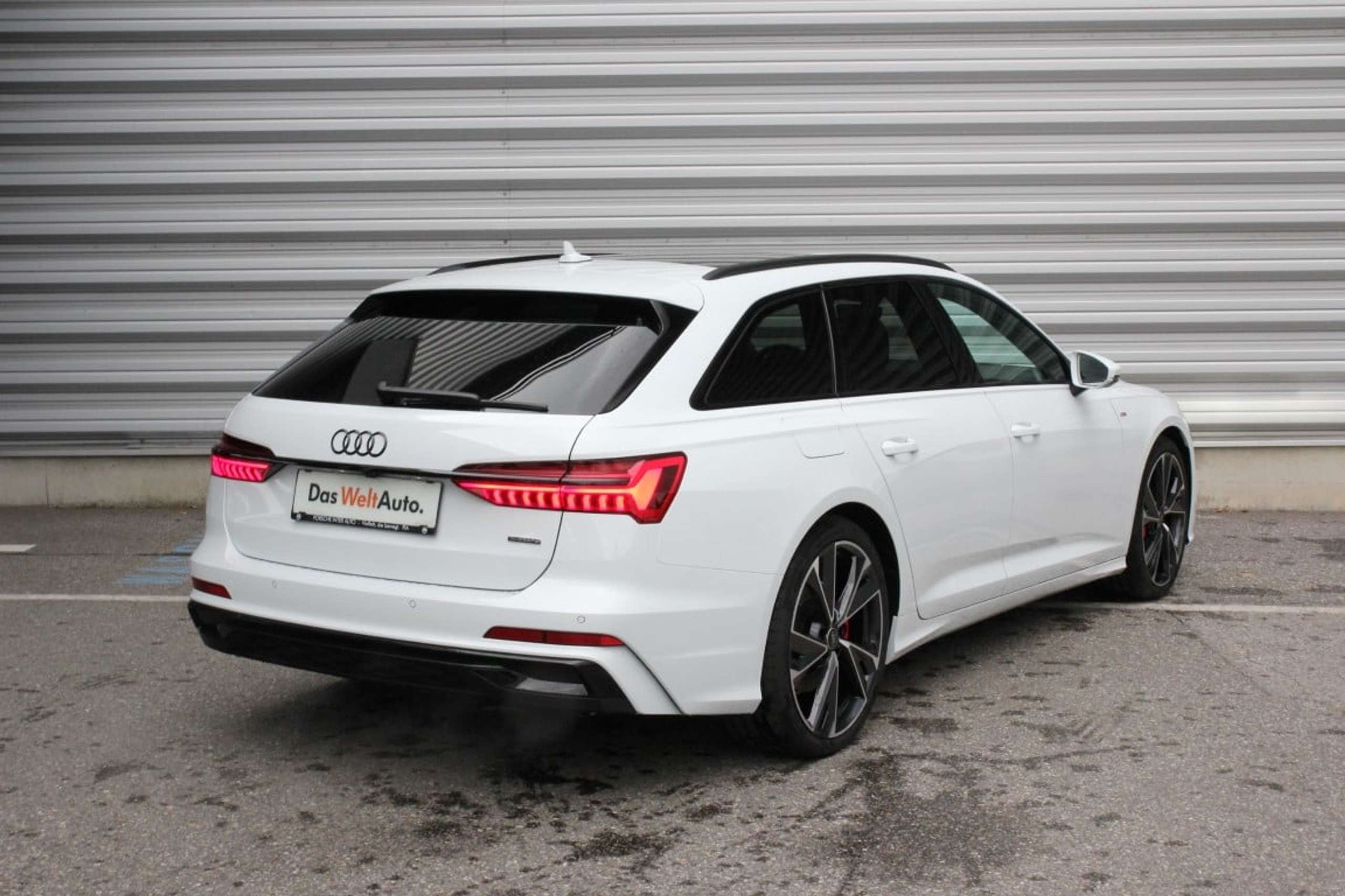 Audi - A6