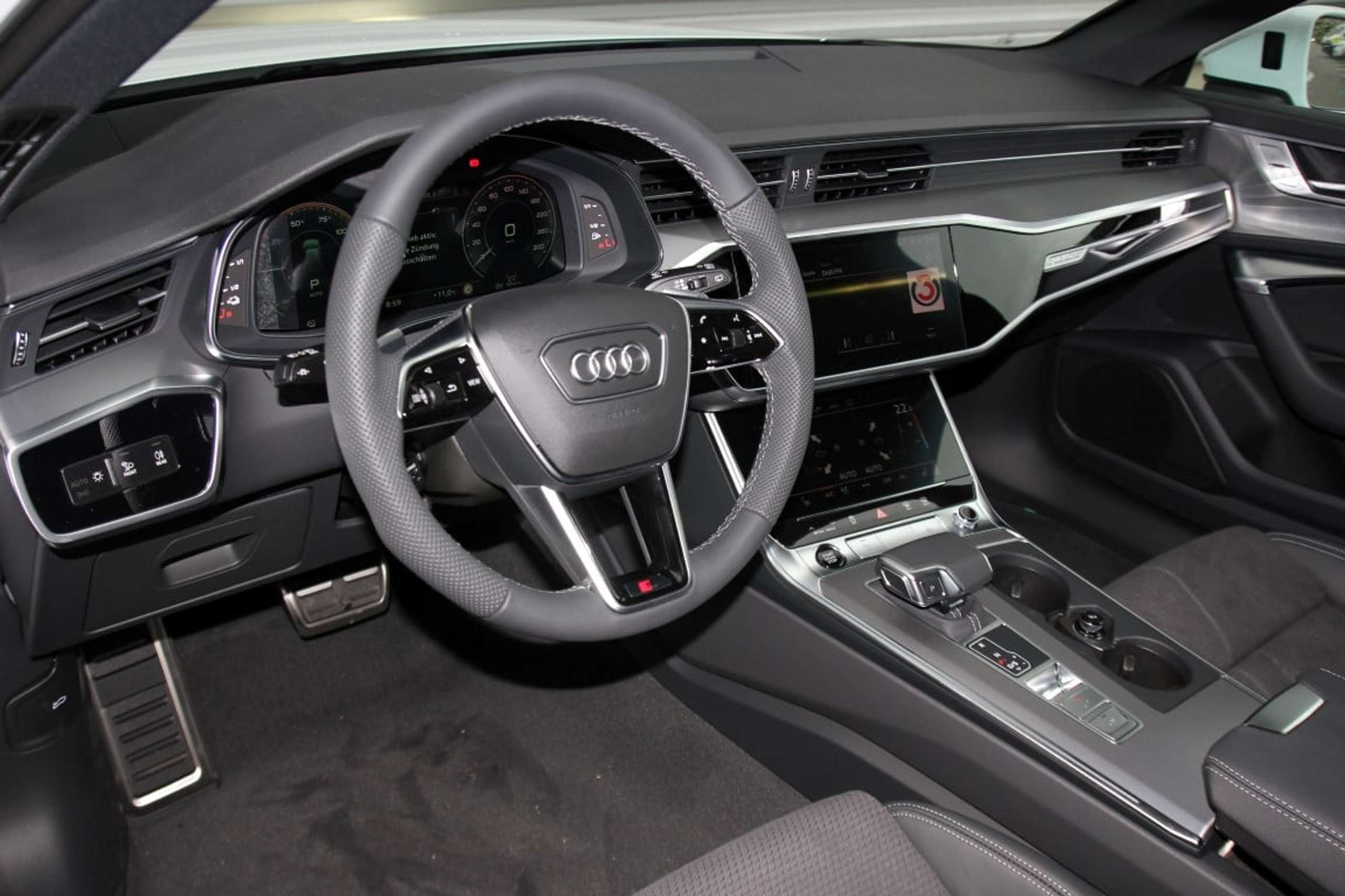 Audi - A6