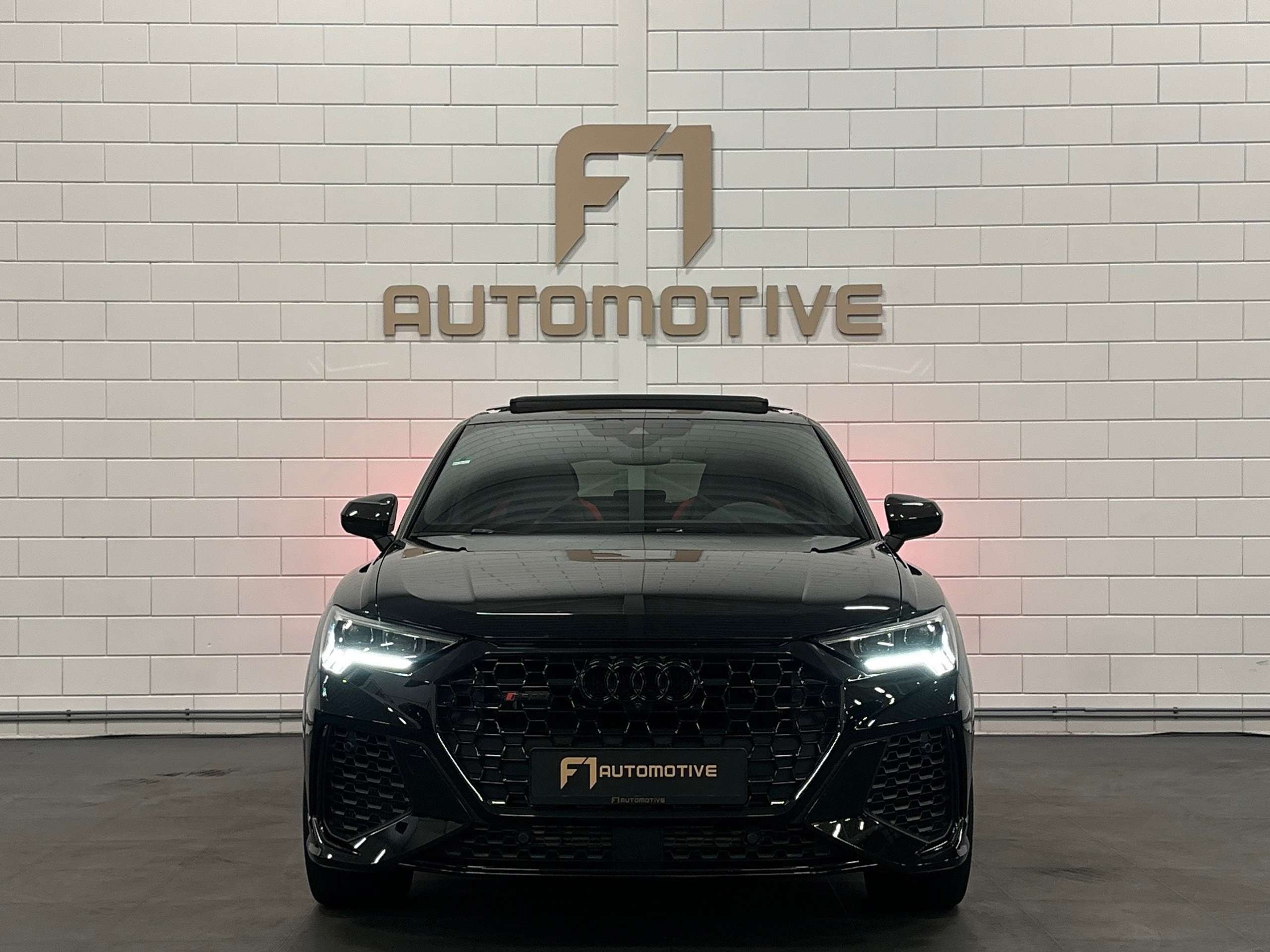 Audi - RS Q3