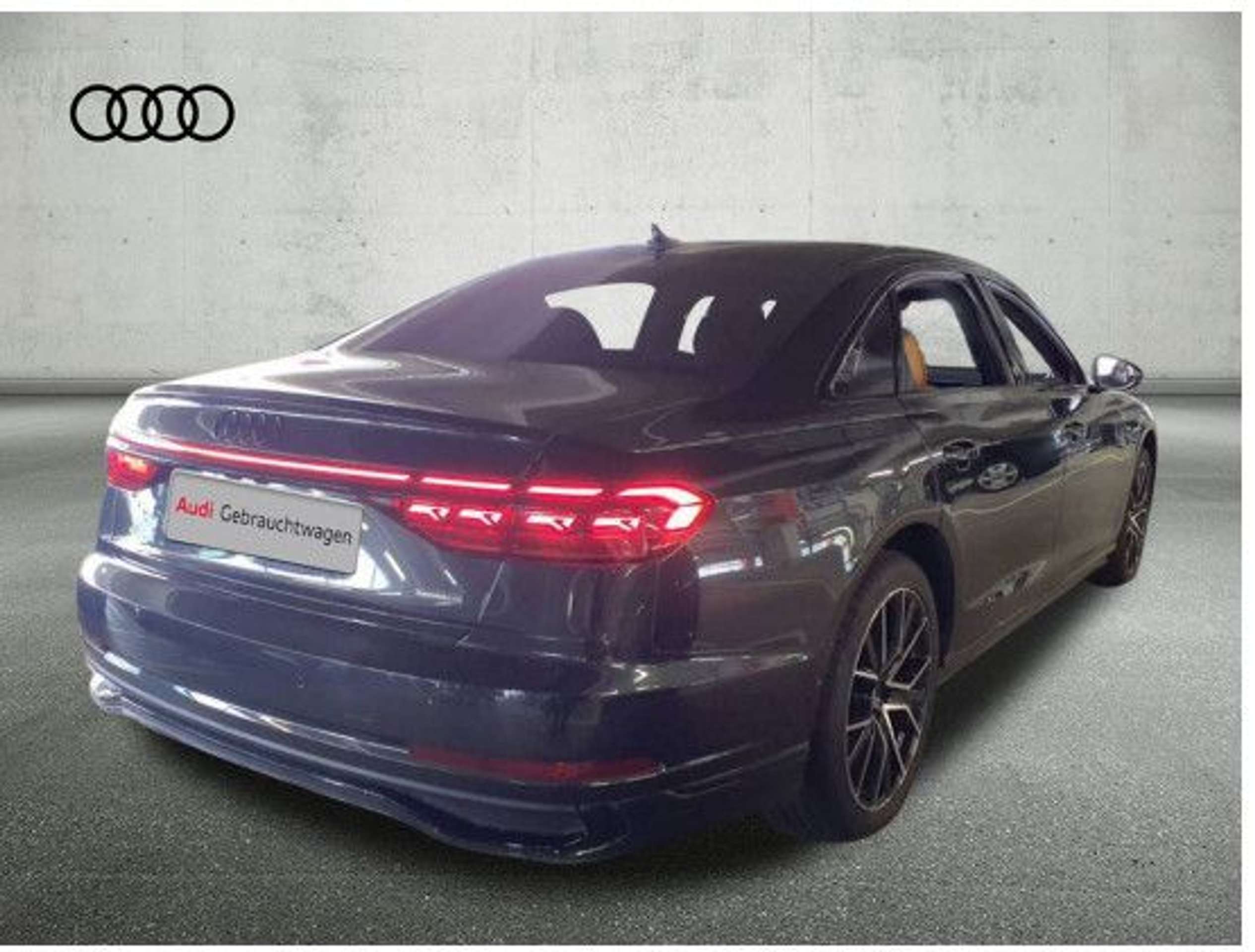 Audi - A8