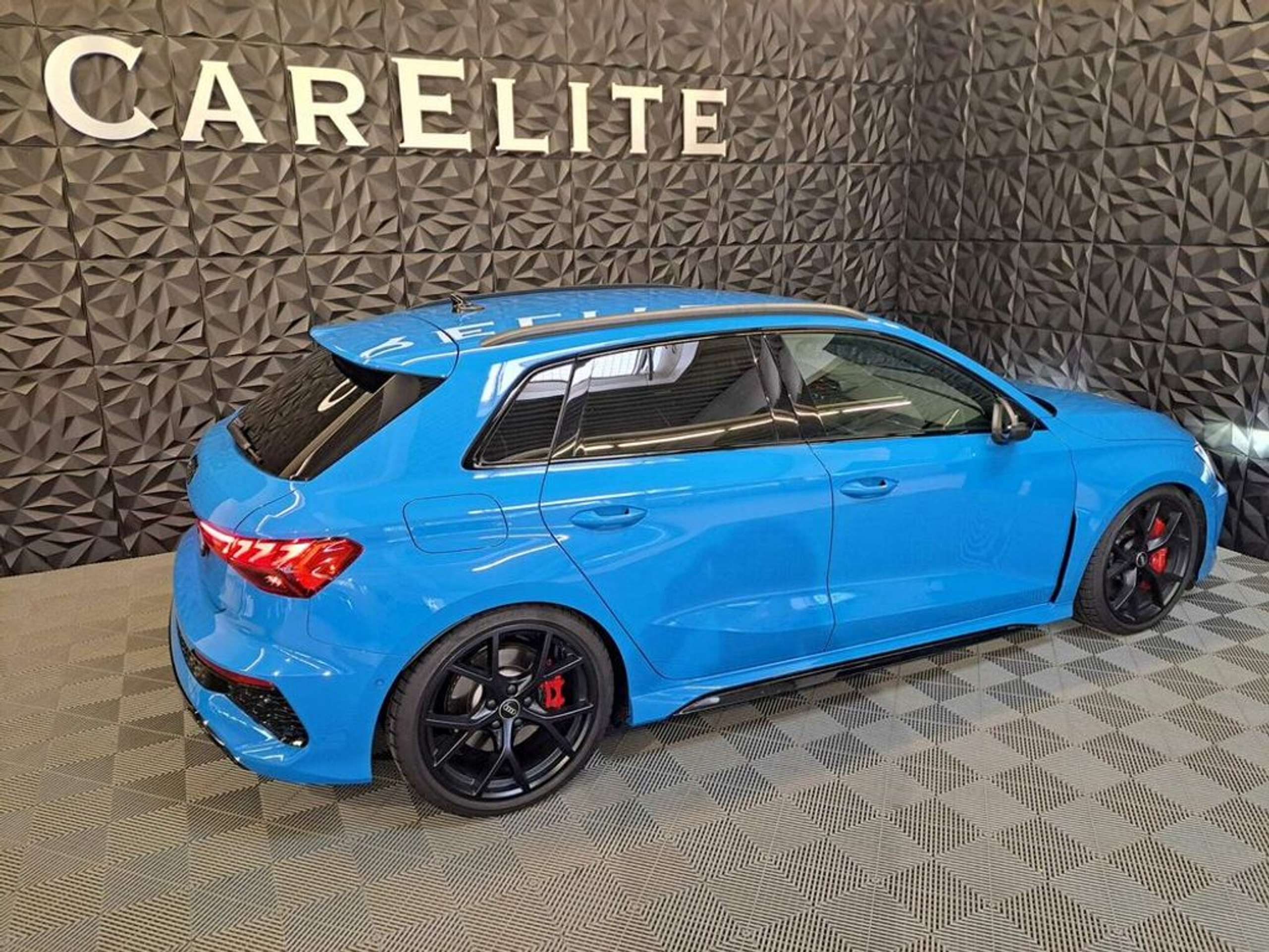 Audi - RS3