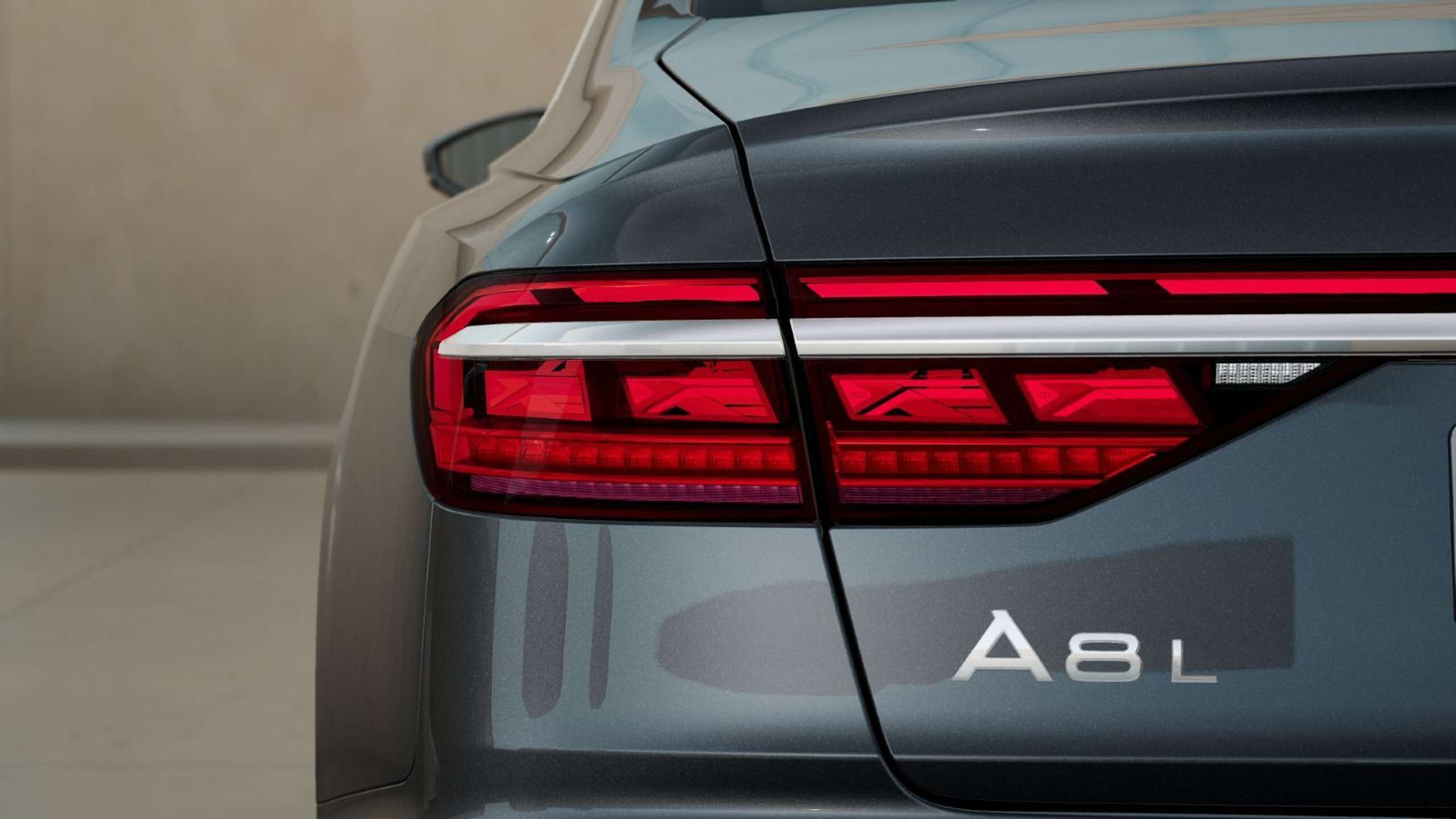 Audi - A8