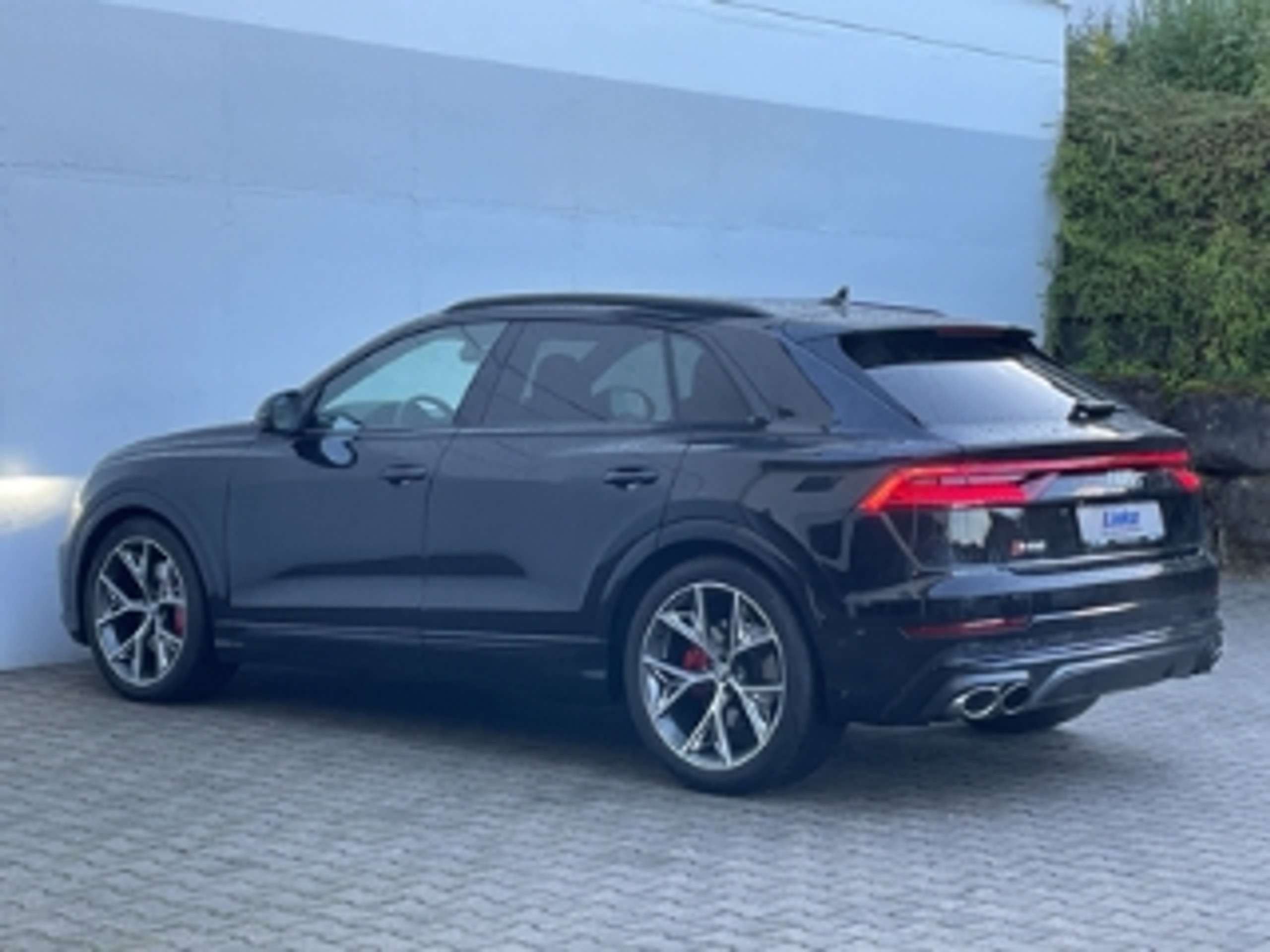 Audi - SQ8