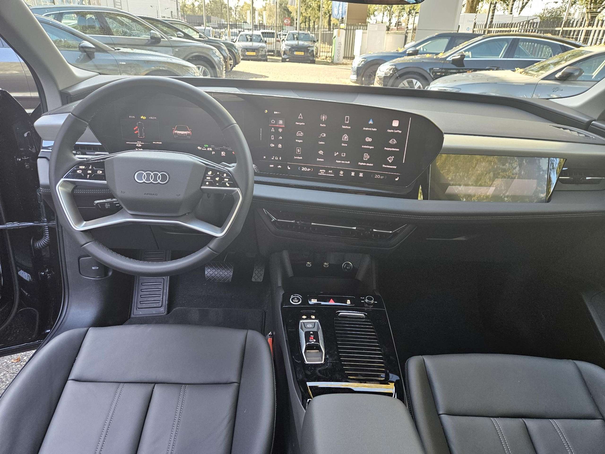 Audi - Q6