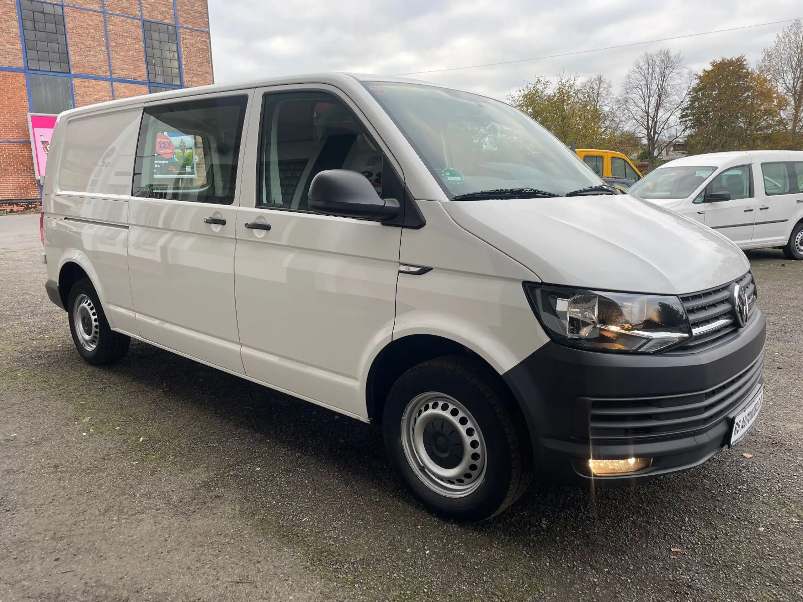 Volkswagen - T6 Transporter