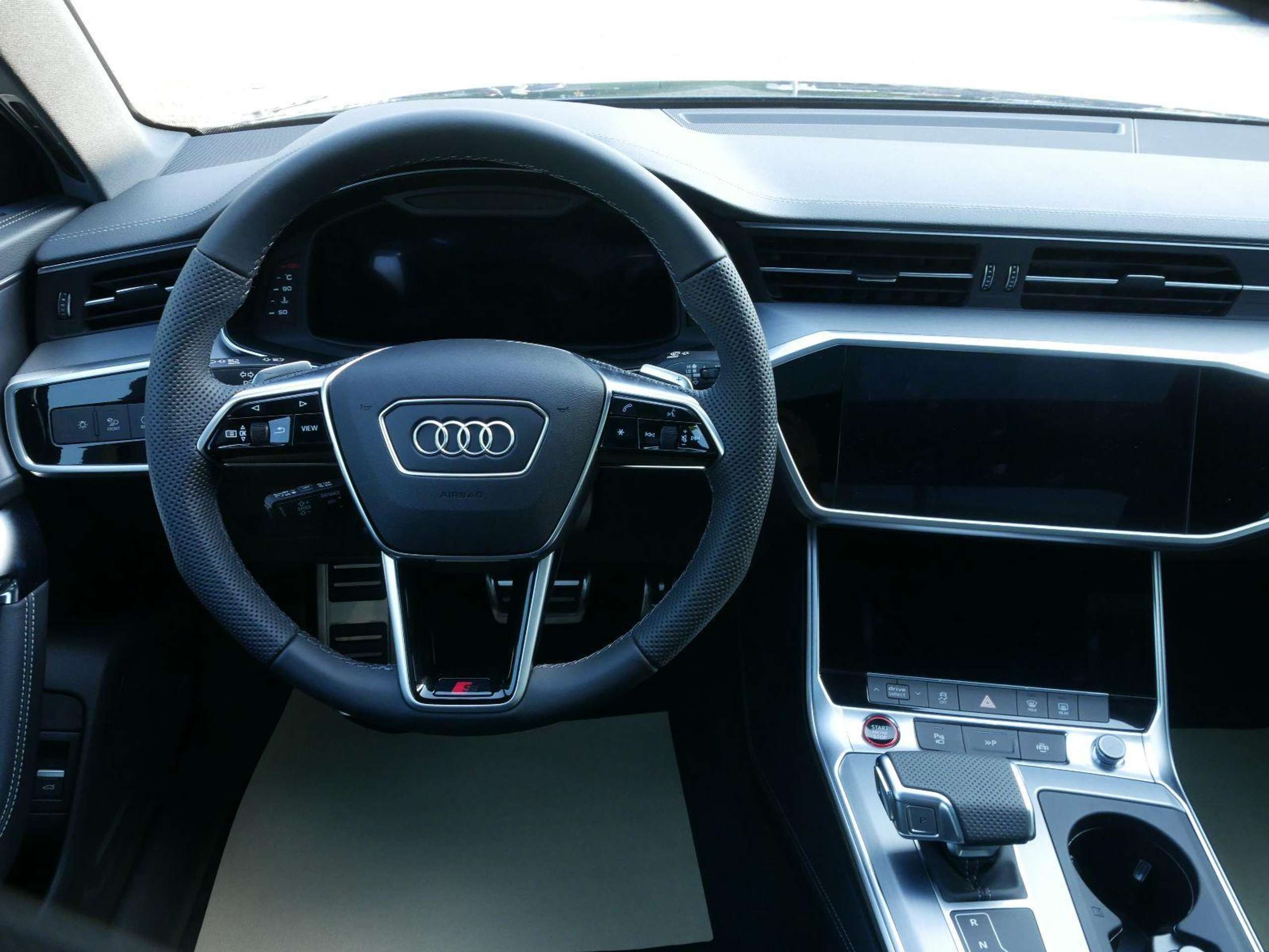 Audi - S6