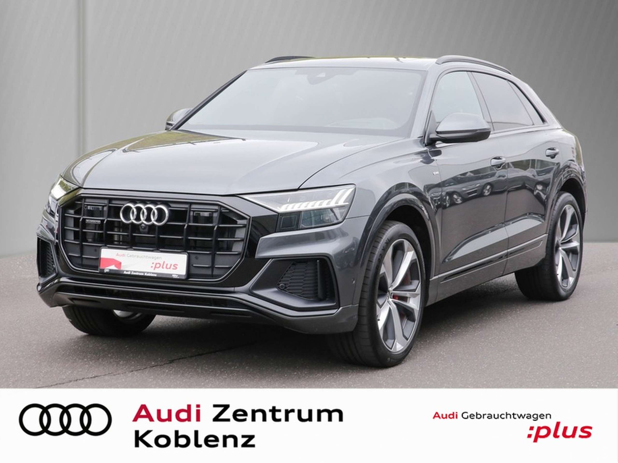 Audi - Q8