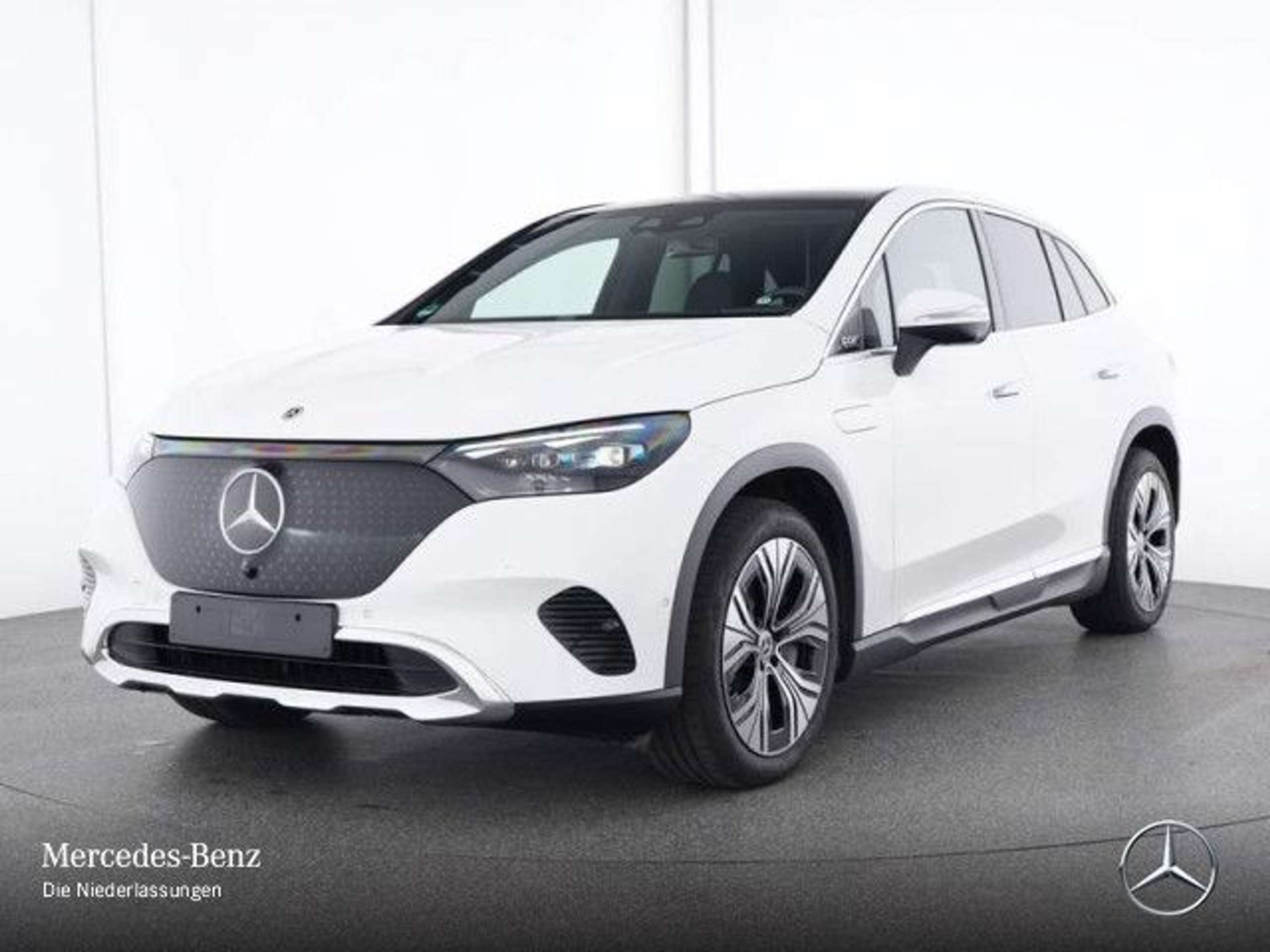 Mercedes-Benz - EQE SUV