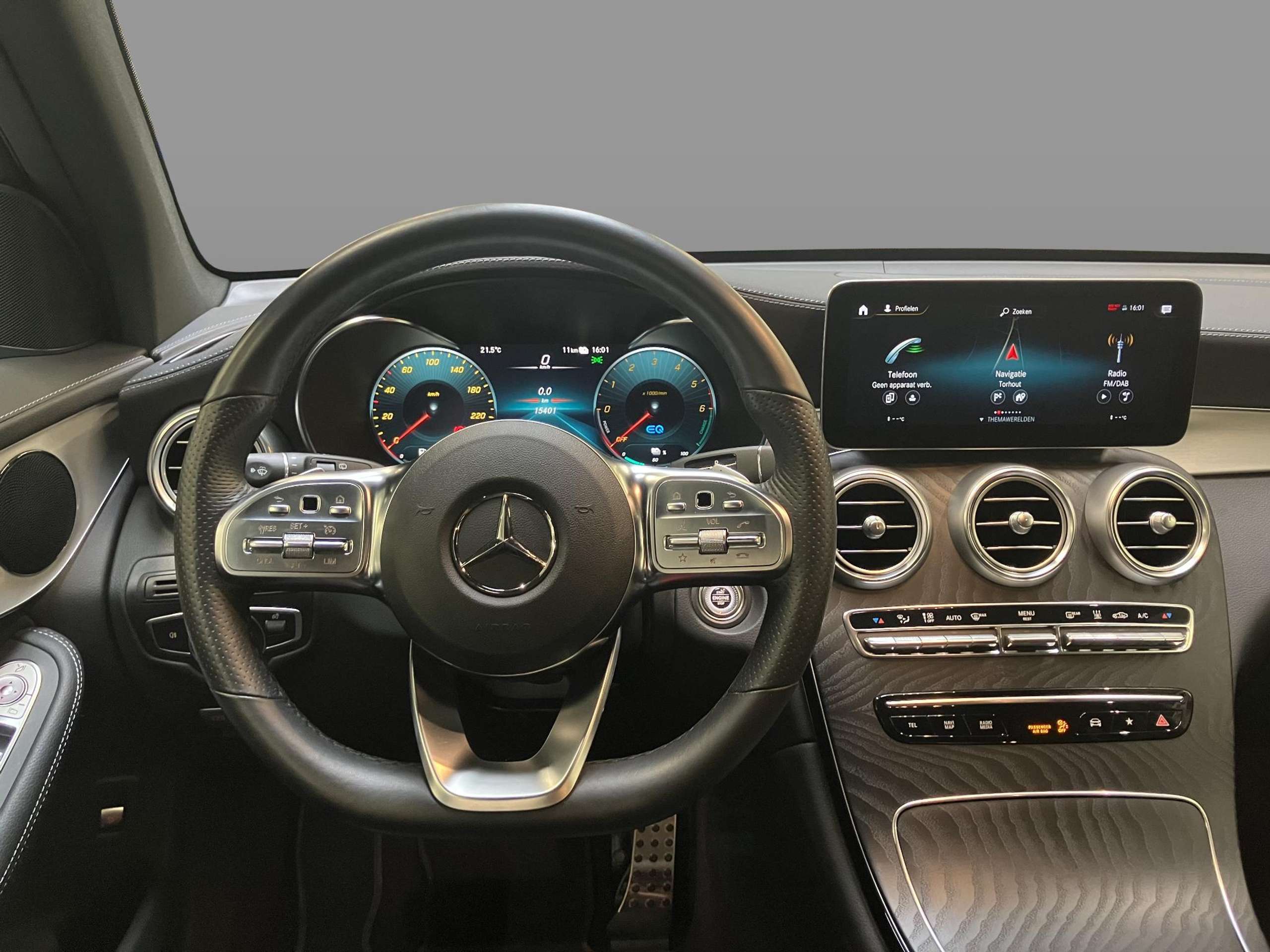 Mercedes-Benz - GLC 300