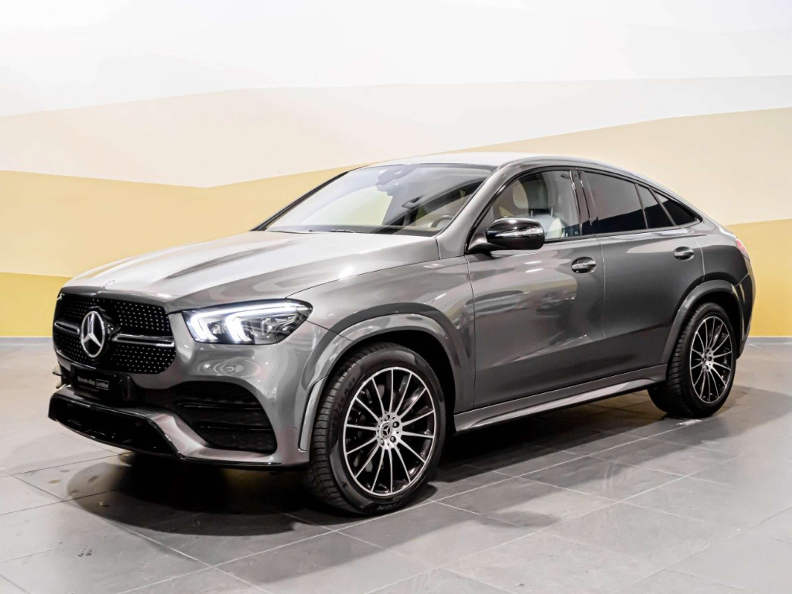 Mercedes-Benz - GLE 350