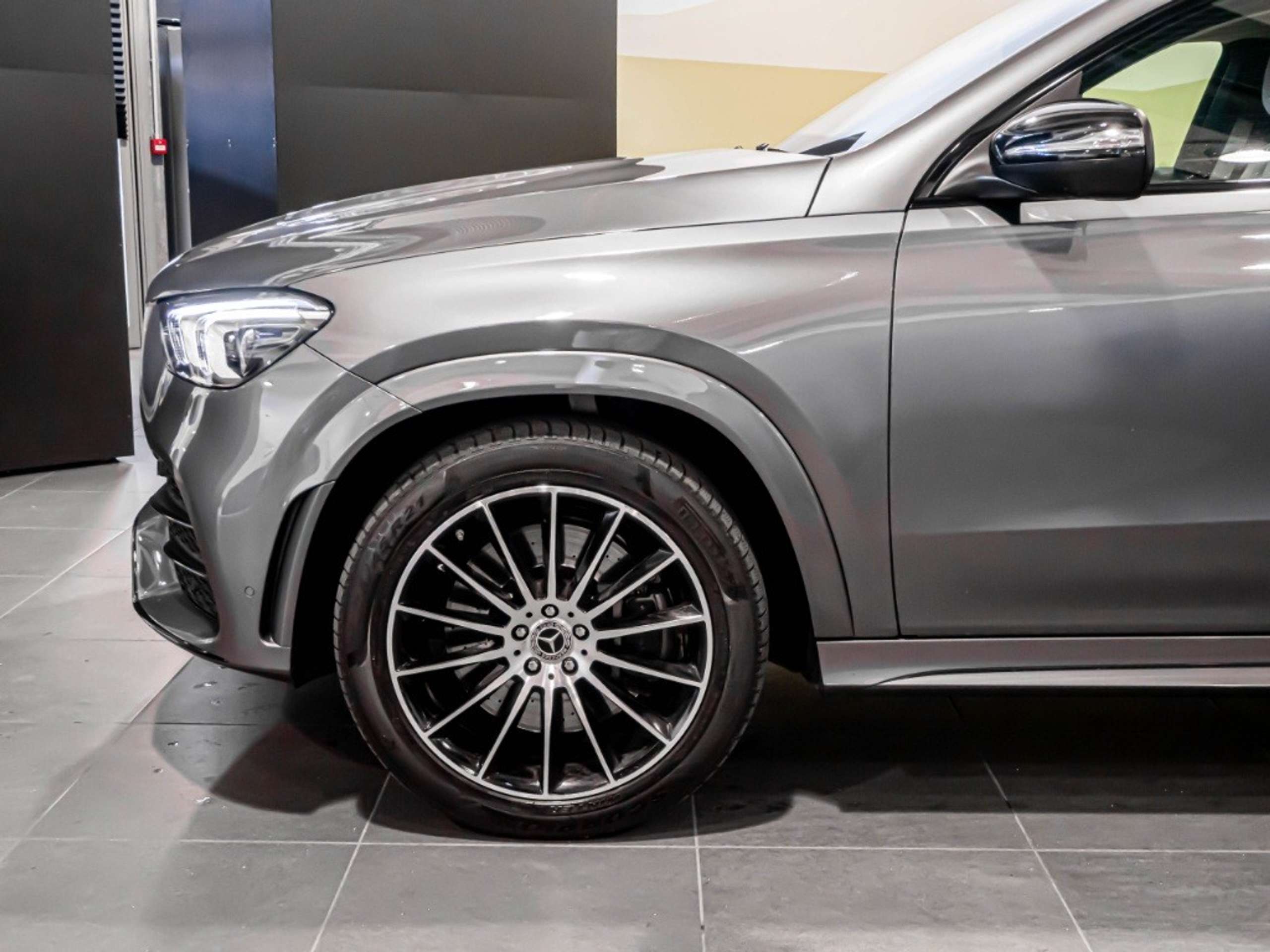 Mercedes-Benz - GLE 350