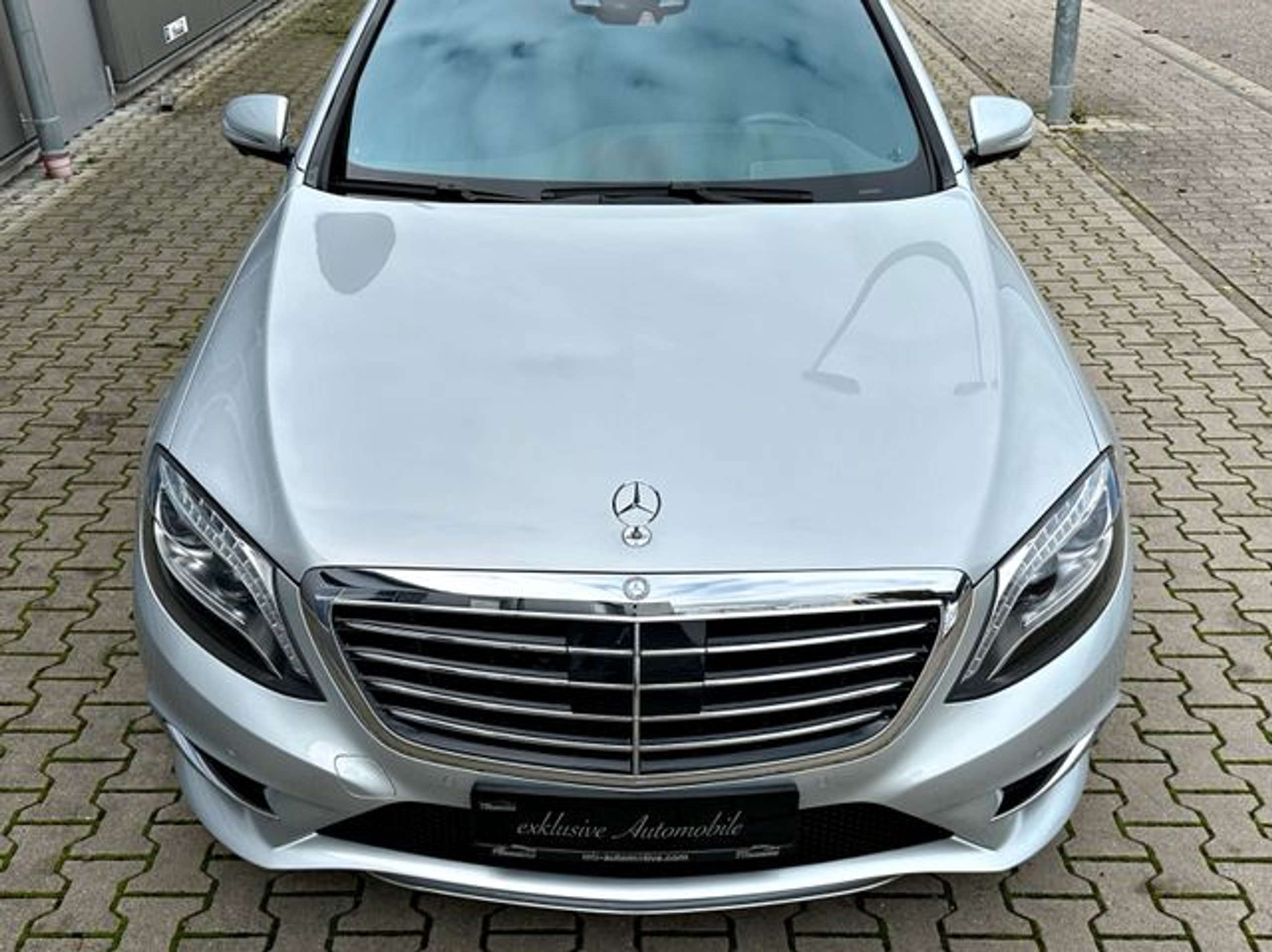 Mercedes-Benz - S 500