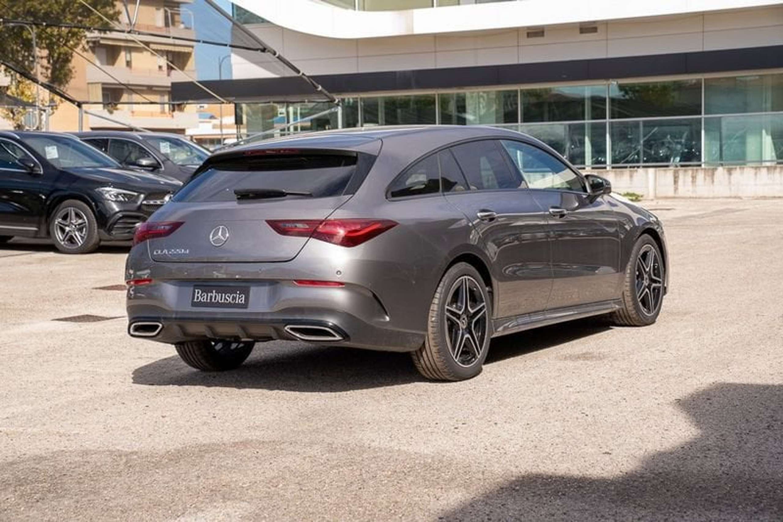 Mercedes-Benz - CLA 220