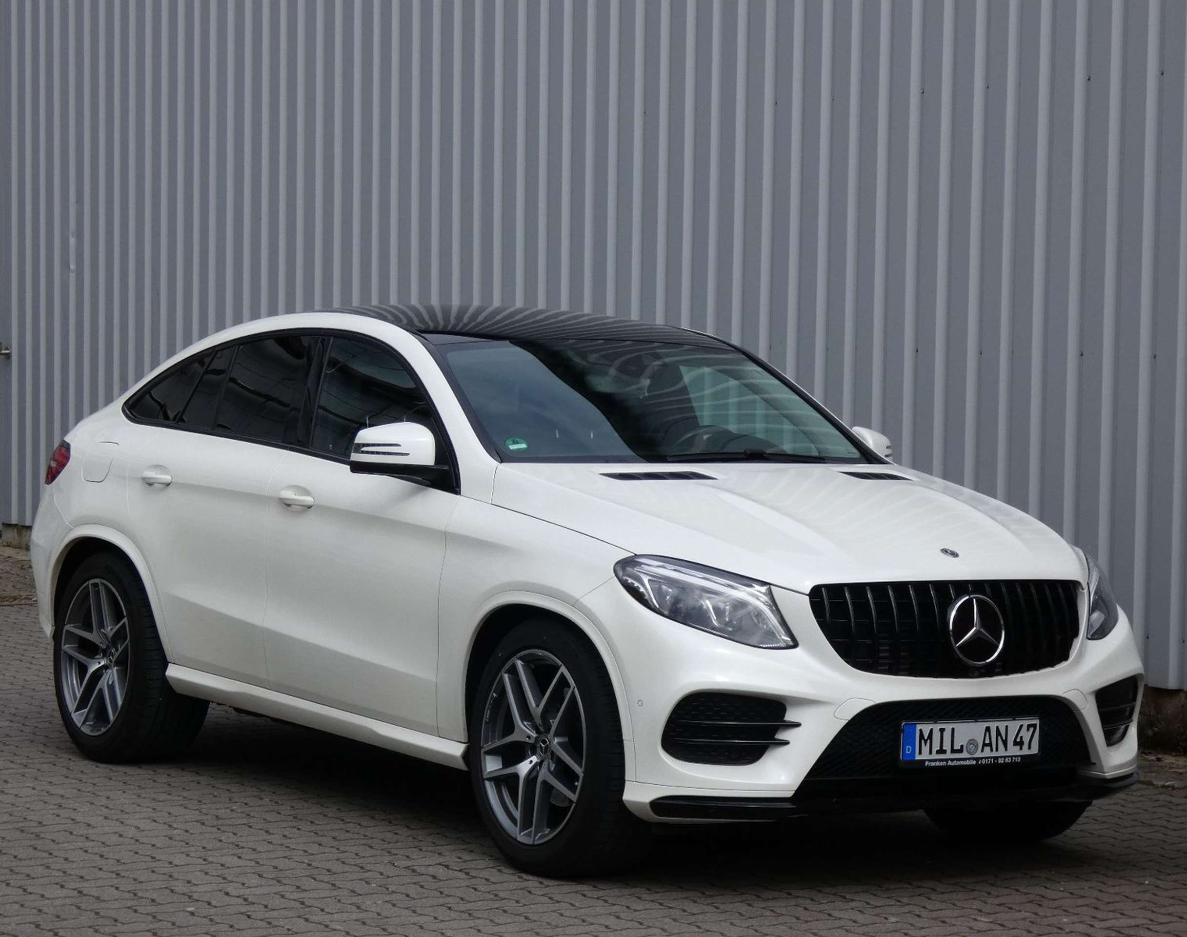 Mercedes-Benz - GLE 350