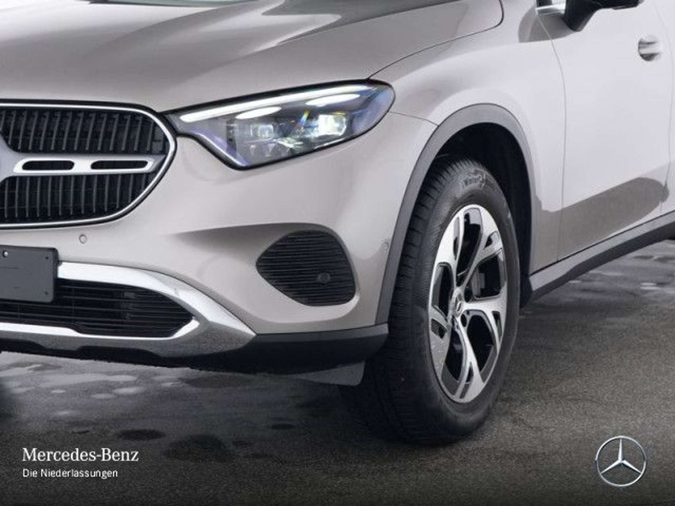 Mercedes-Benz - GLC 300