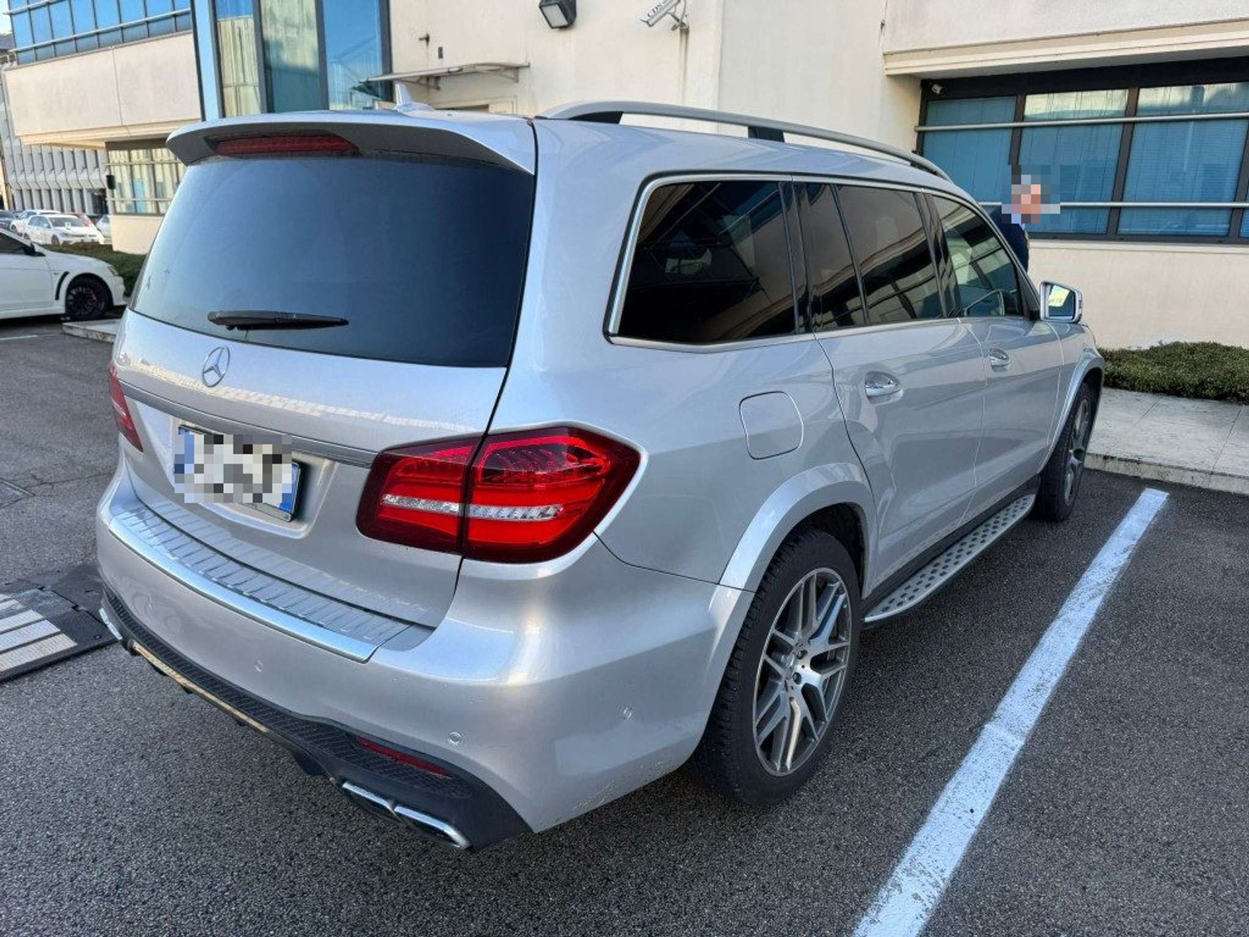 Mercedes-Benz - GLS 63 AMG