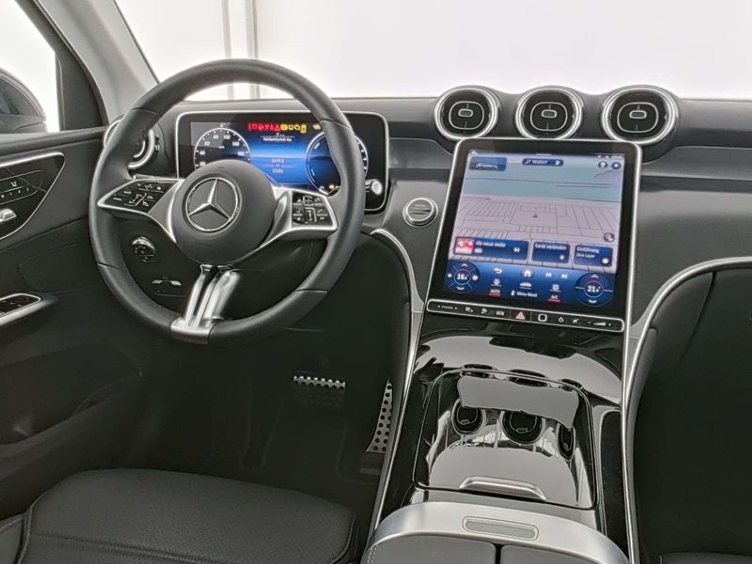 Mercedes-Benz - GLC 300