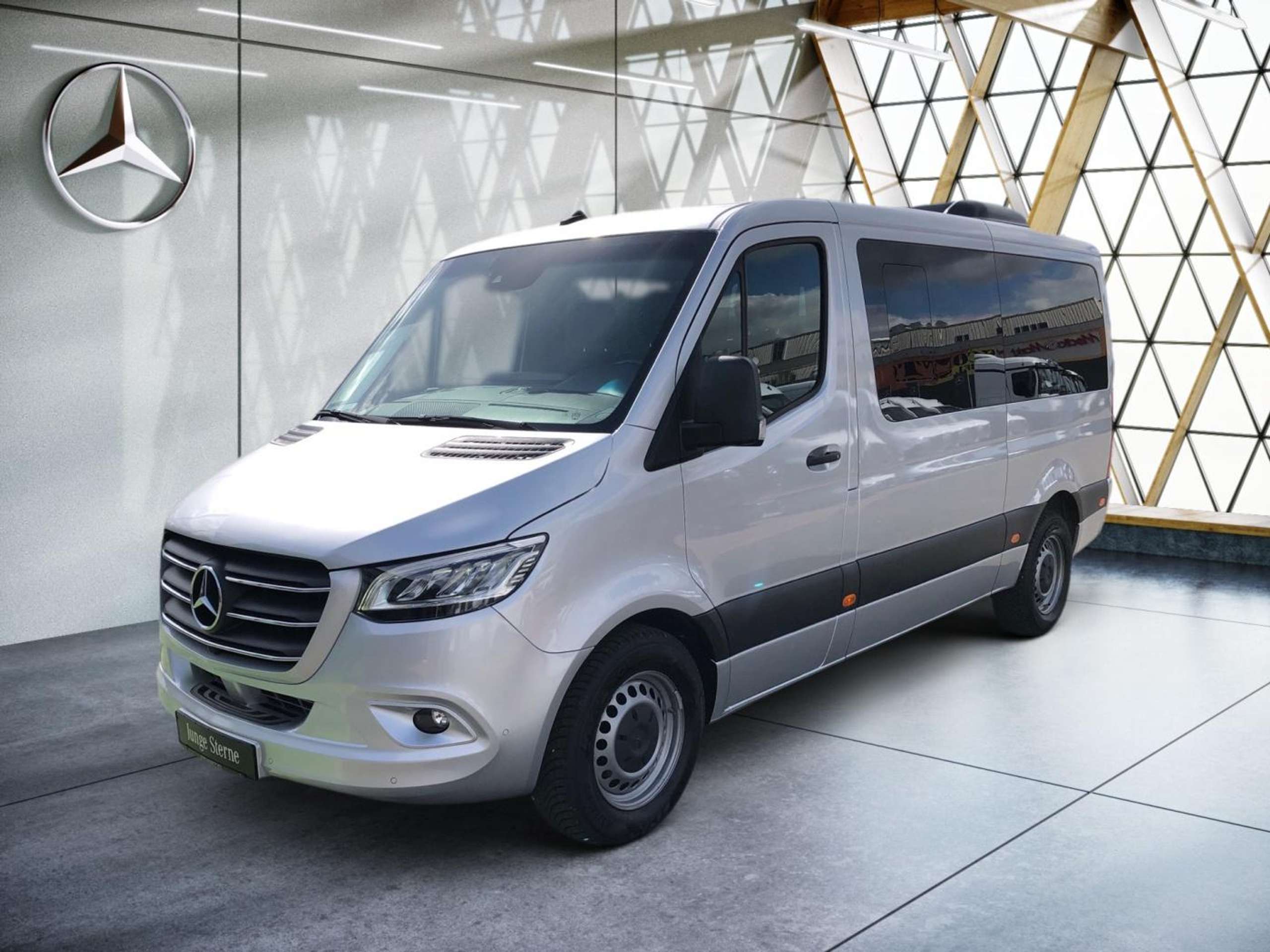 Mercedes-Benz - Sprinter