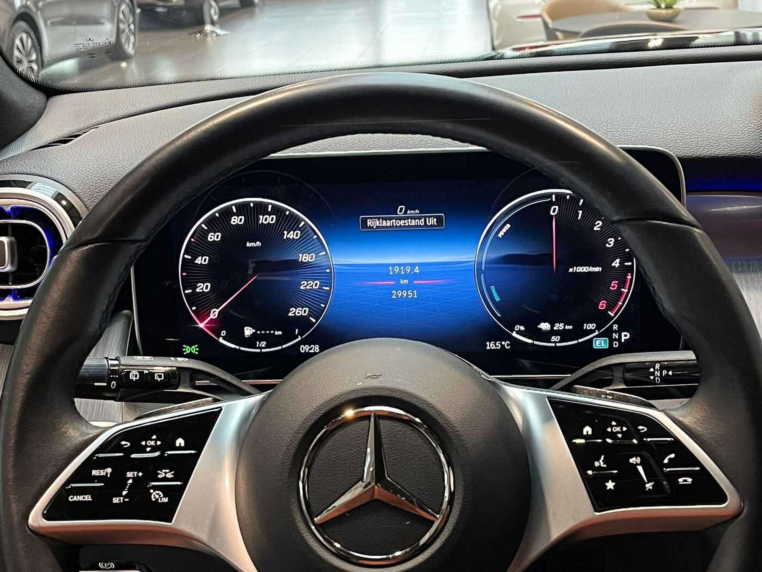 Mercedes-Benz - GLC 300