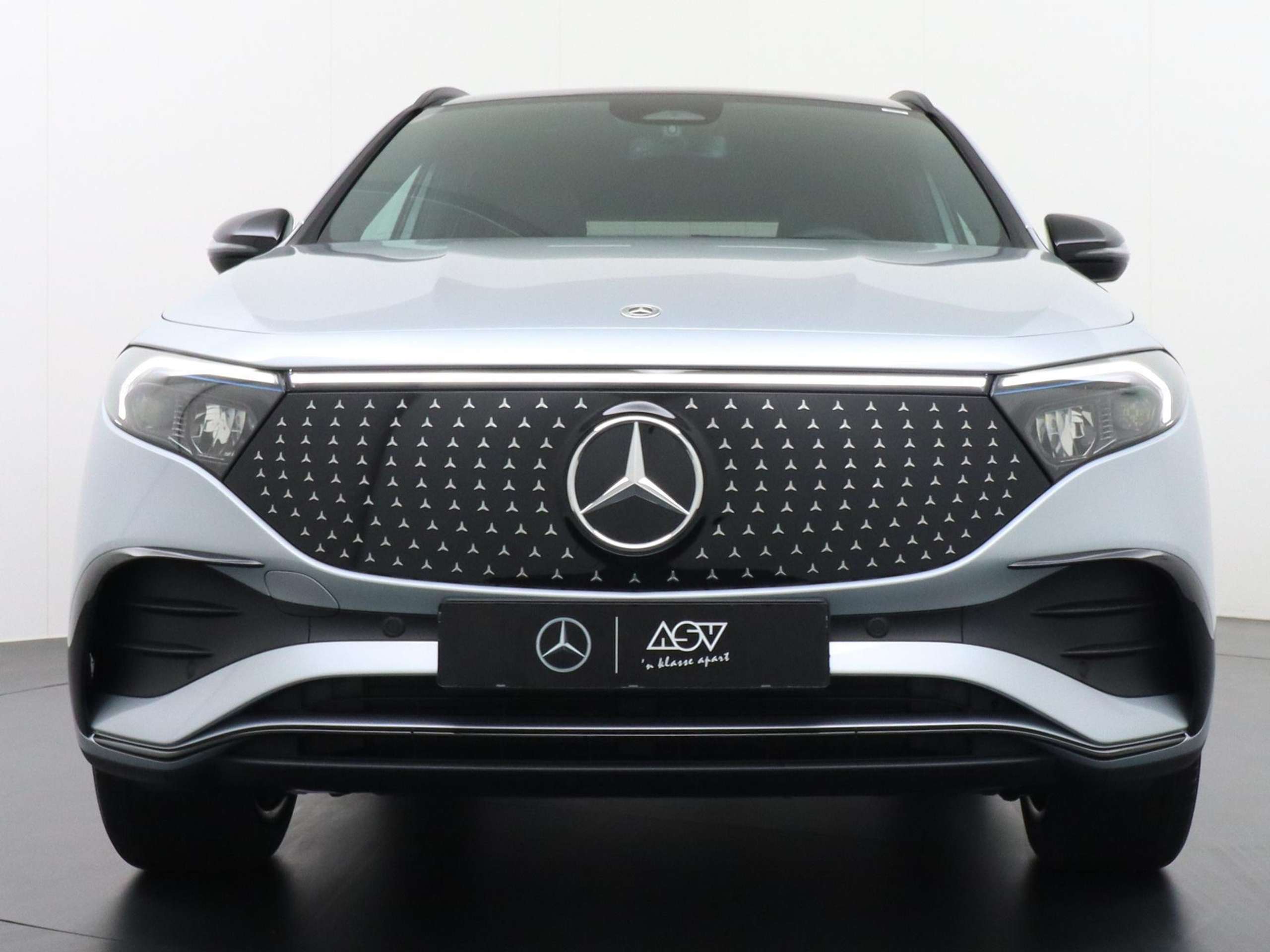 Mercedes-Benz - EQA