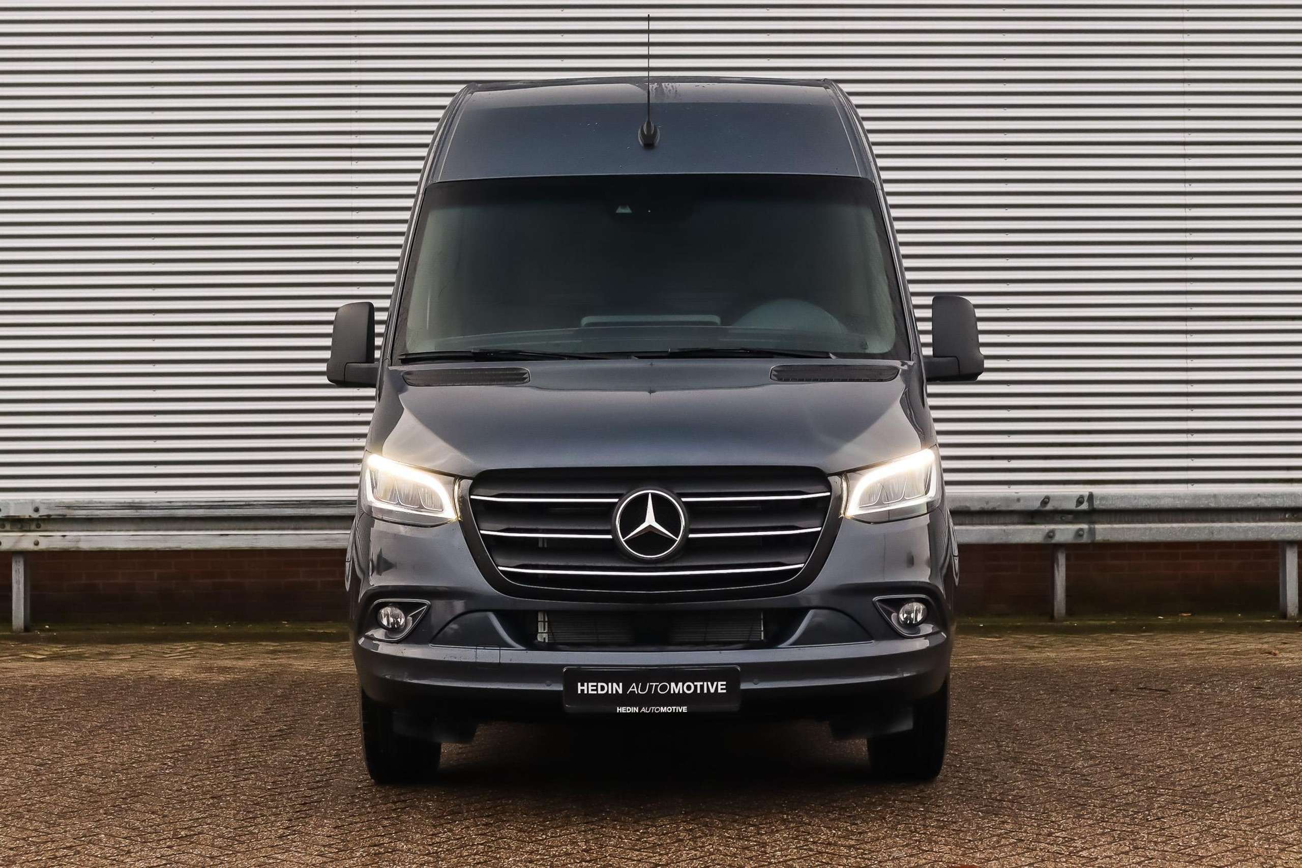 Mercedes-Benz - Sprinter