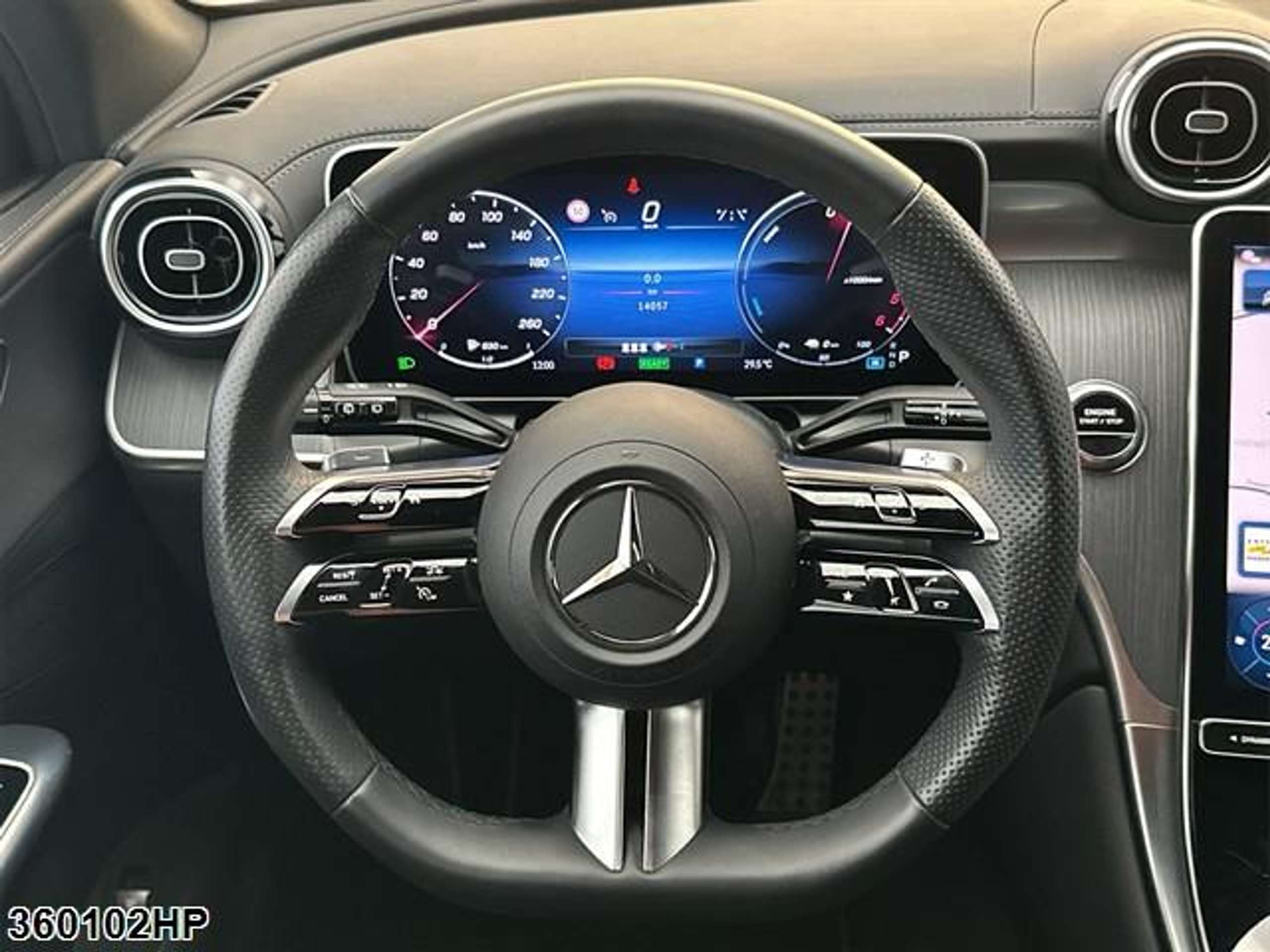 Mercedes-Benz - GLC 300