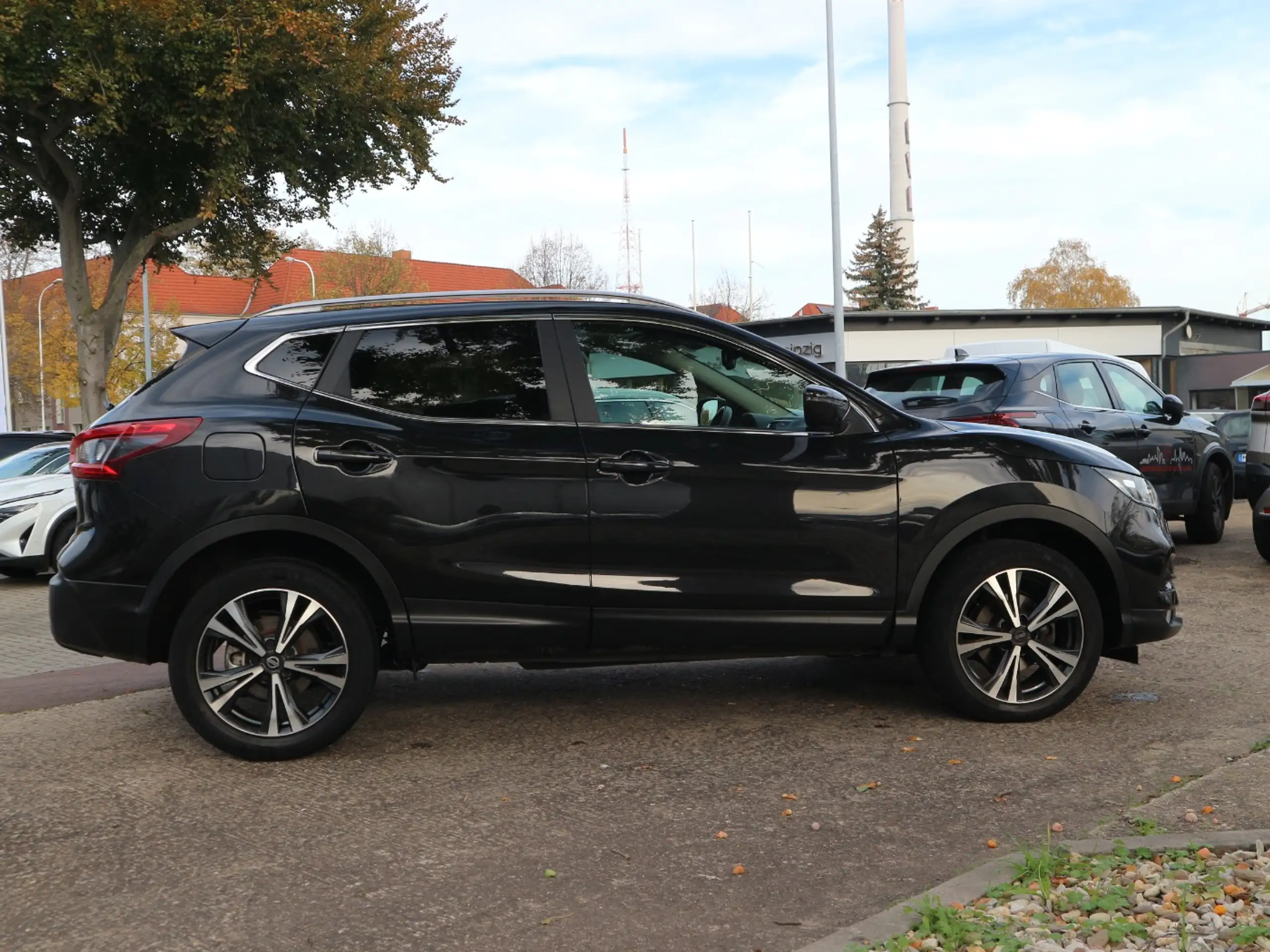 Nissan - Qashqai