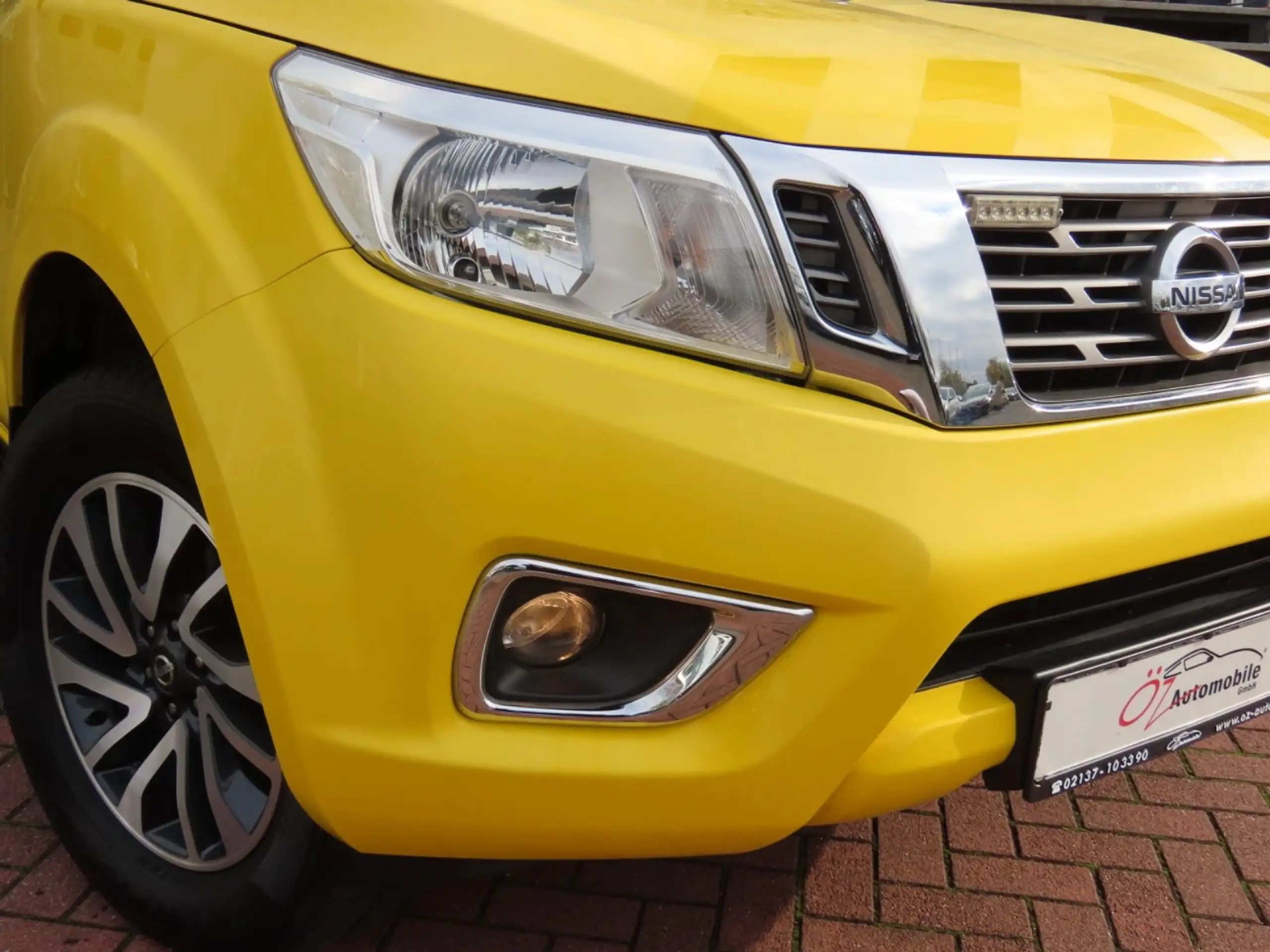 Nissan - Navara