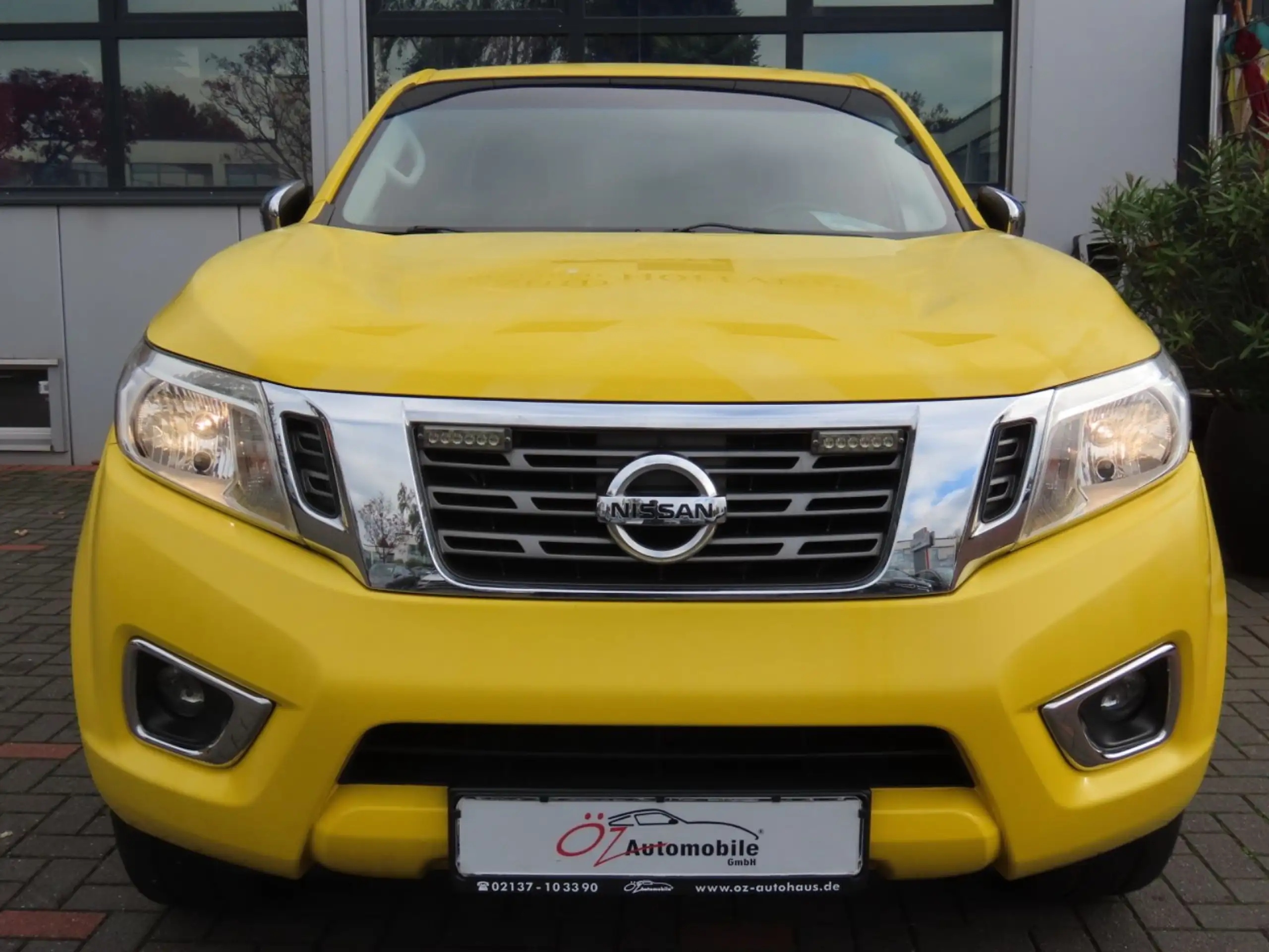 Nissan - Navara