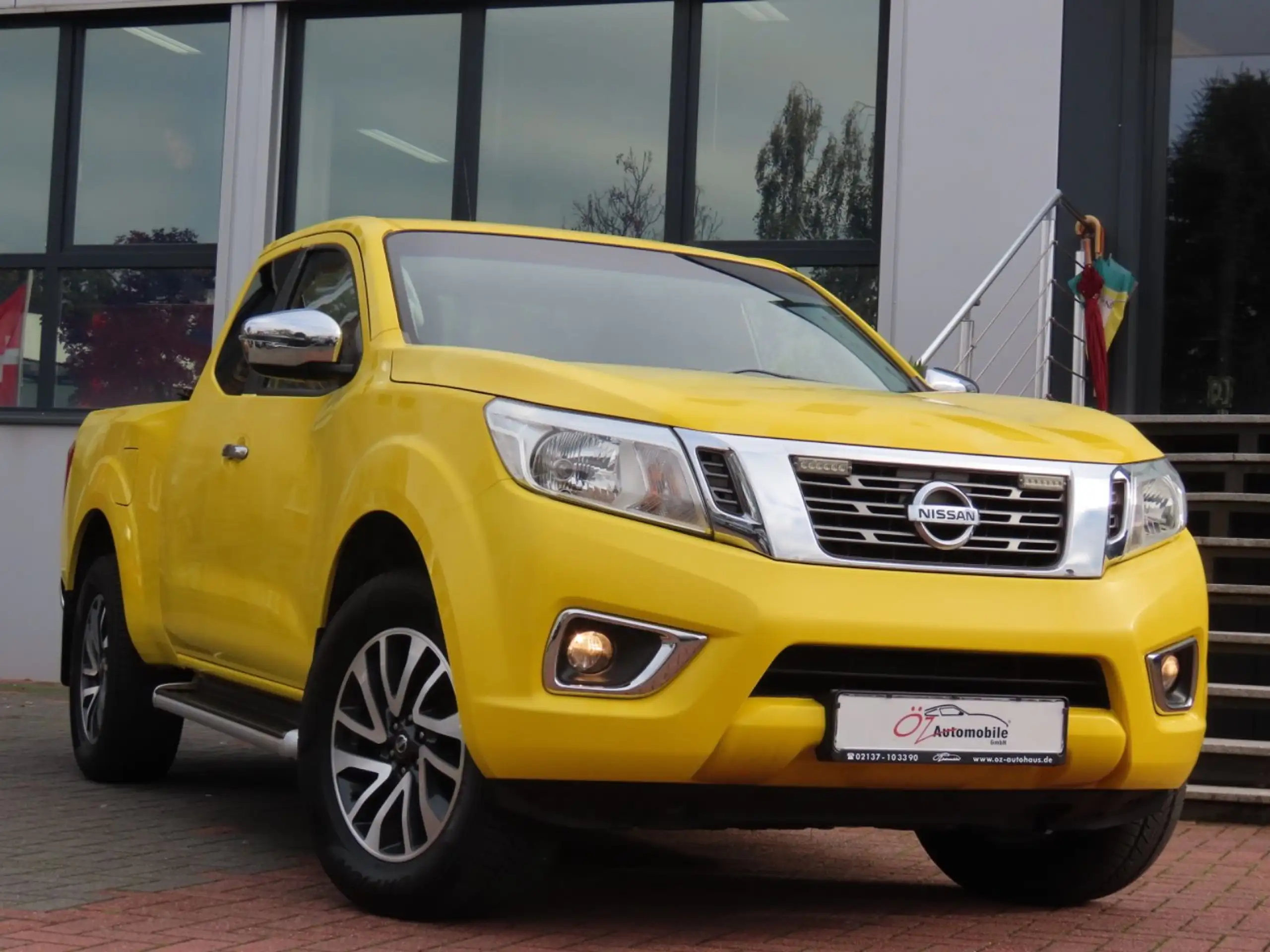 Nissan - Navara