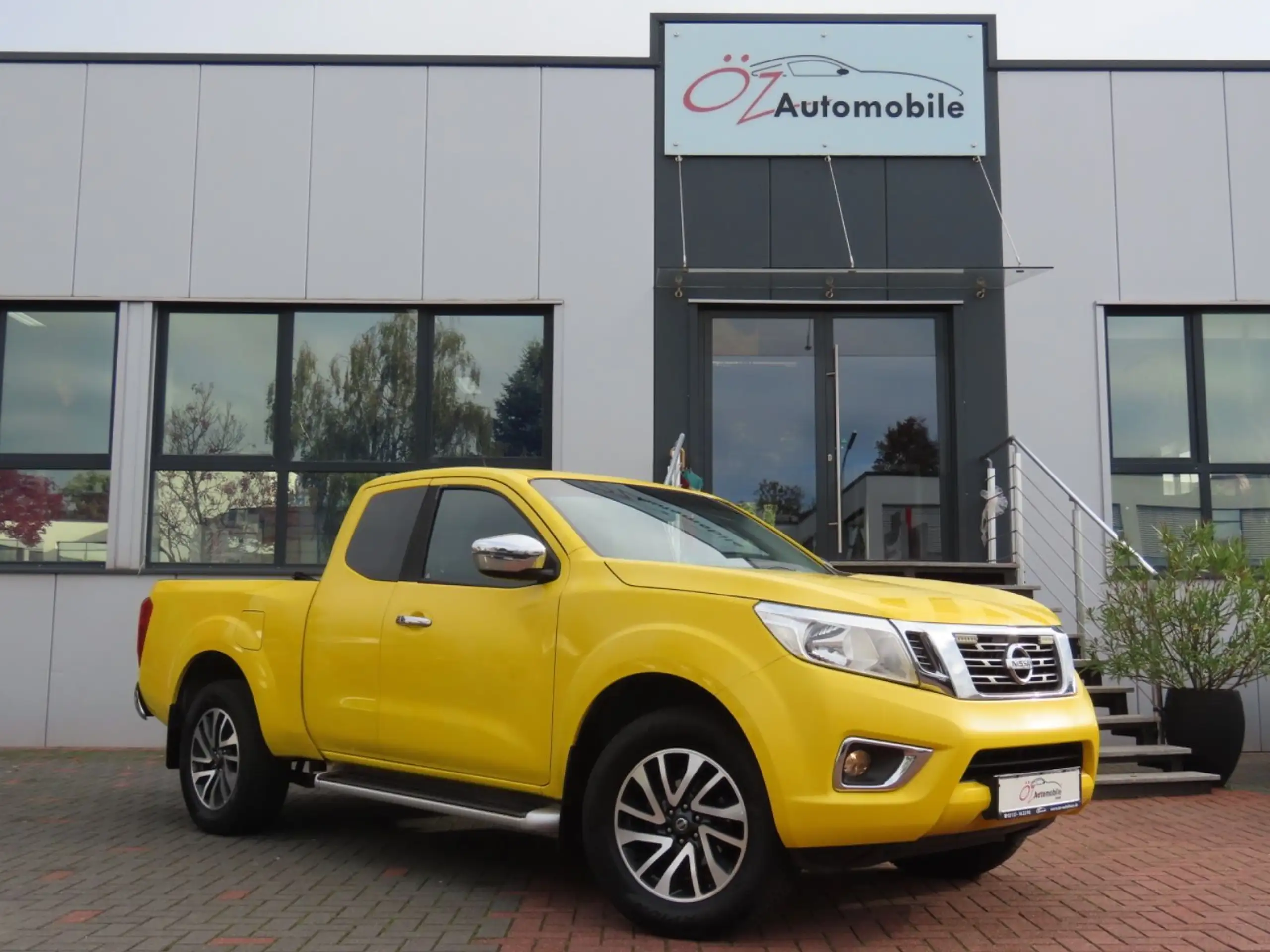 Nissan - Navara