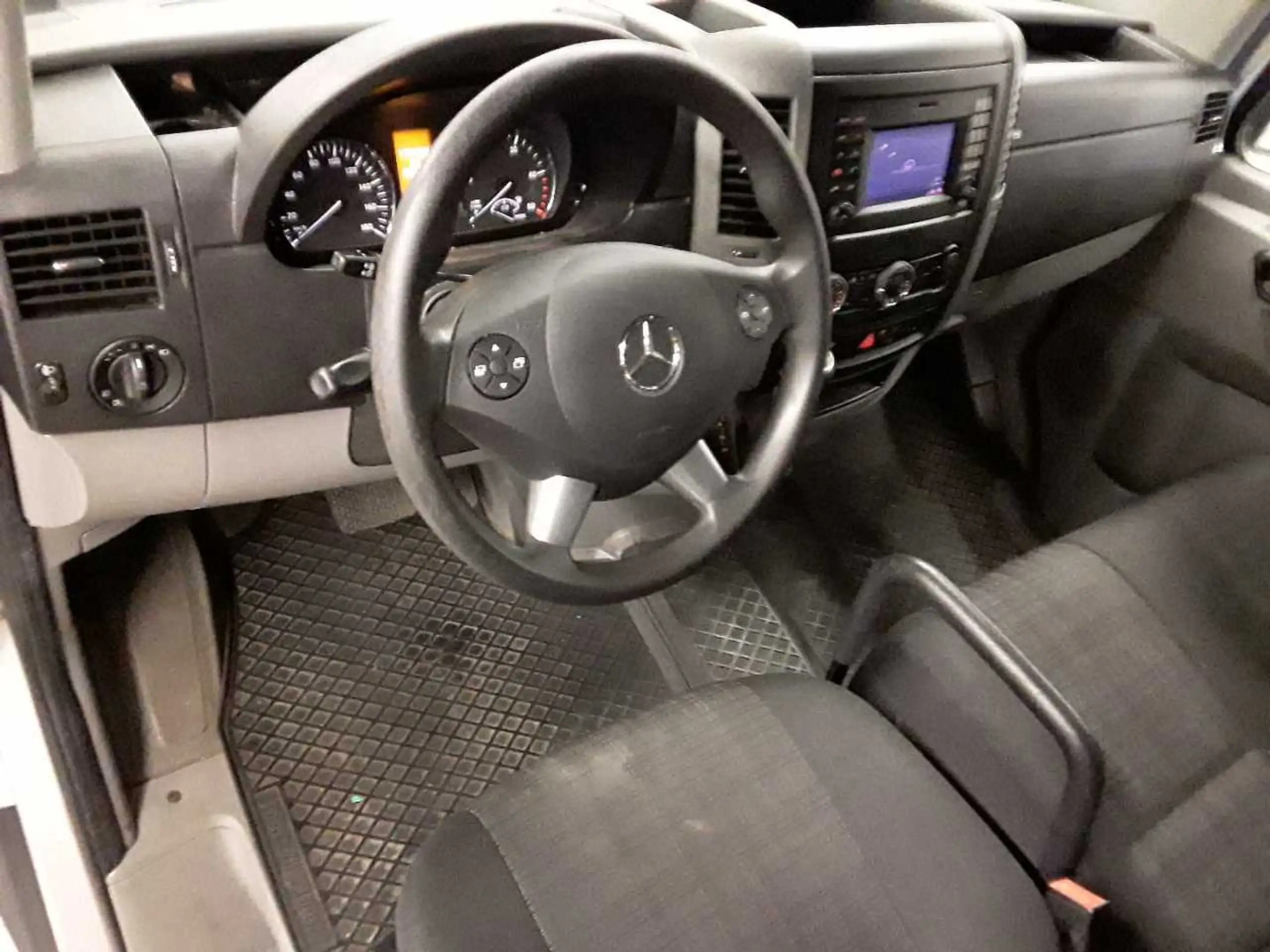 Mercedes-Benz - Sprinter