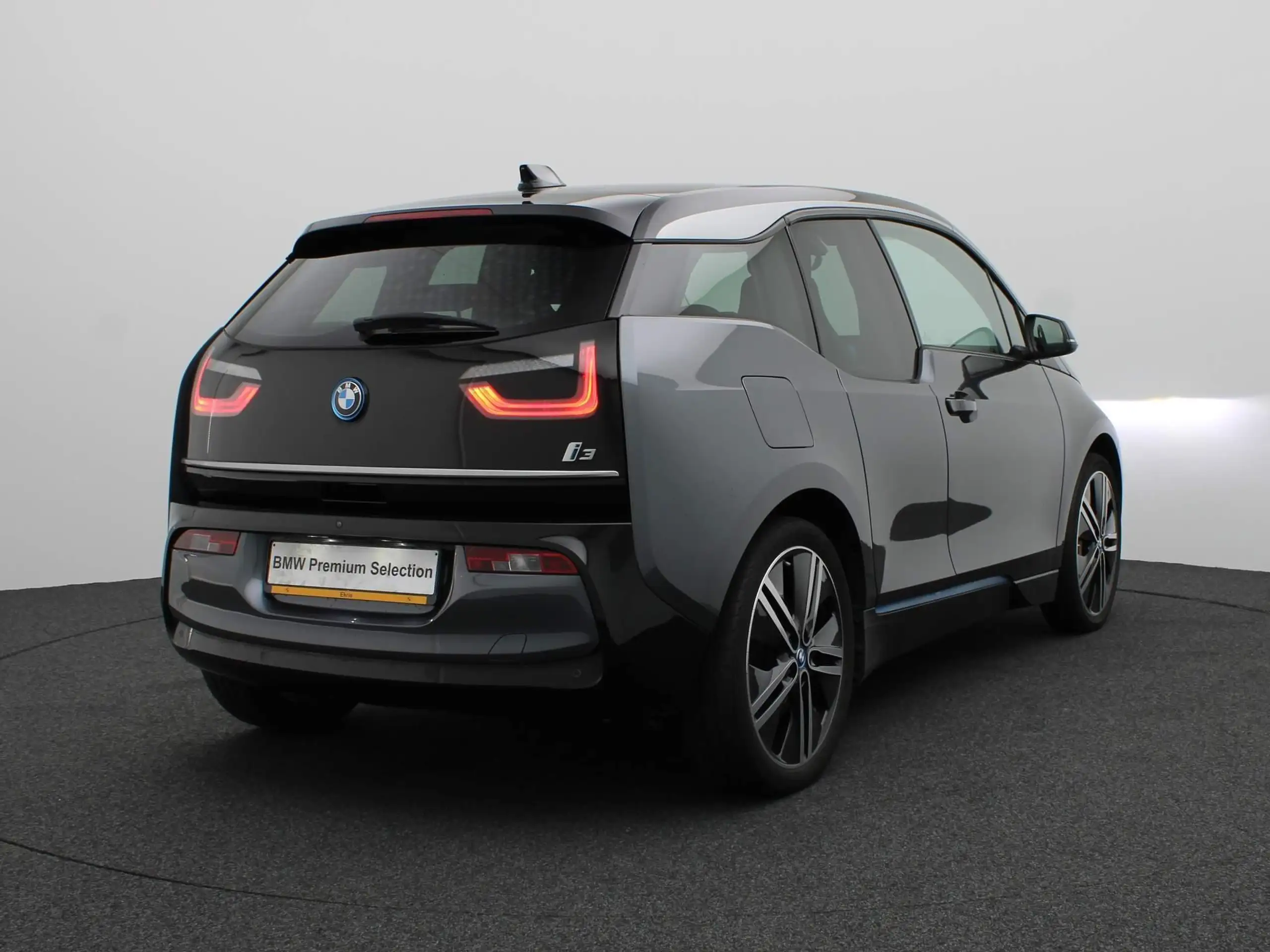 BMW - i3