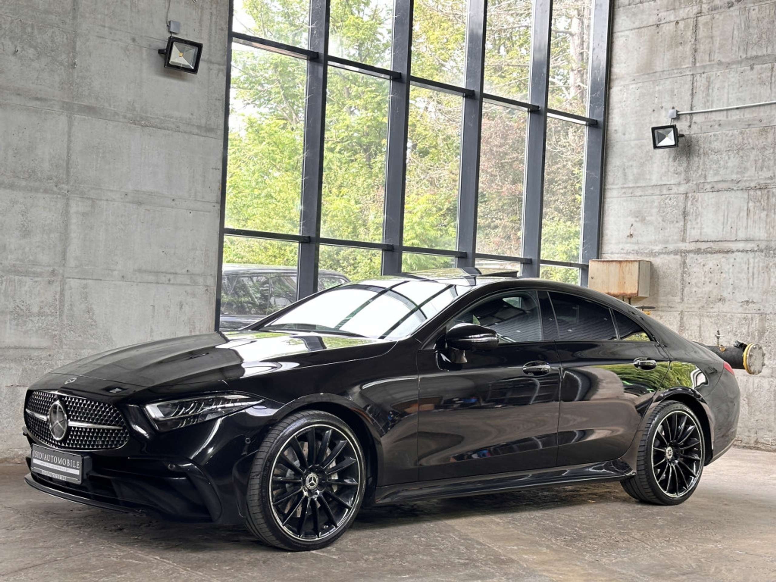 Mercedes-Benz - CLS 450