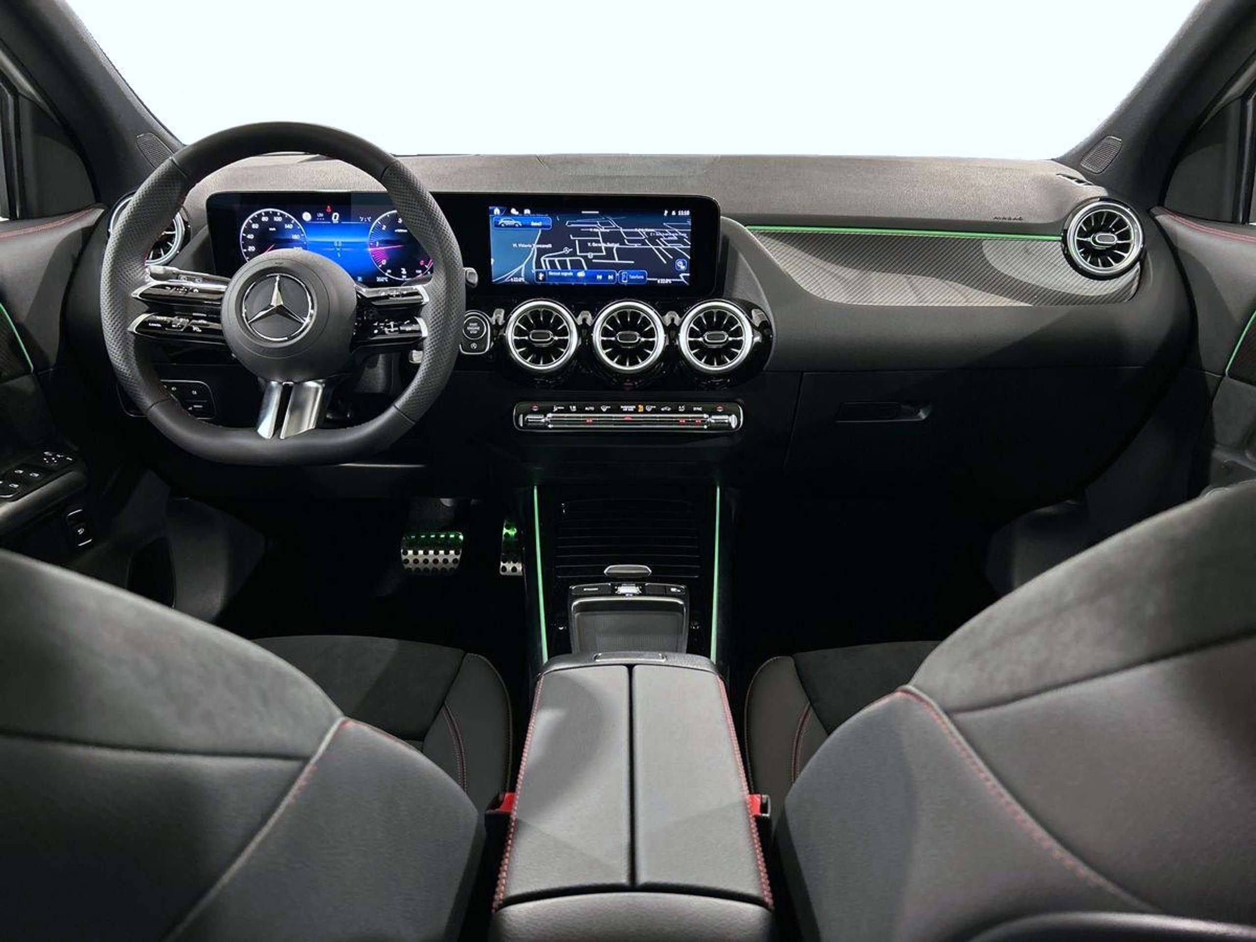 Mercedes-Benz - GLA 200