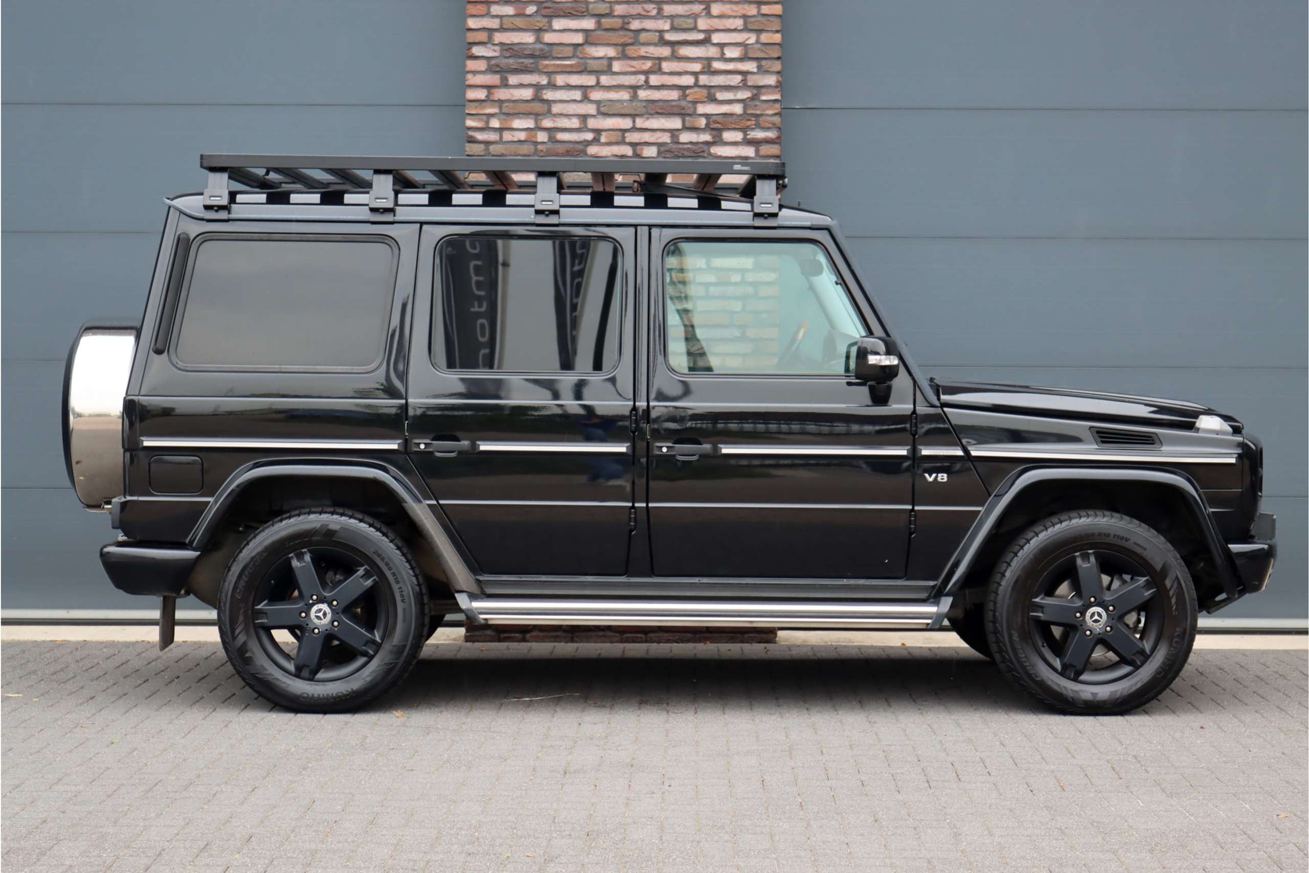 Mercedes-Benz - G 500